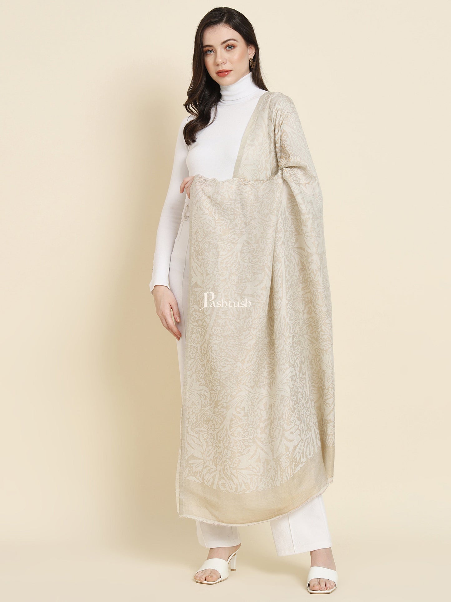 Pashtush India Gift Pack Pashtush His And Her Gift Set Of Pure Wool Ring Shawl And Twilight Metallic Weave Shawl With Wooden Chester Box, Beige and Ivory