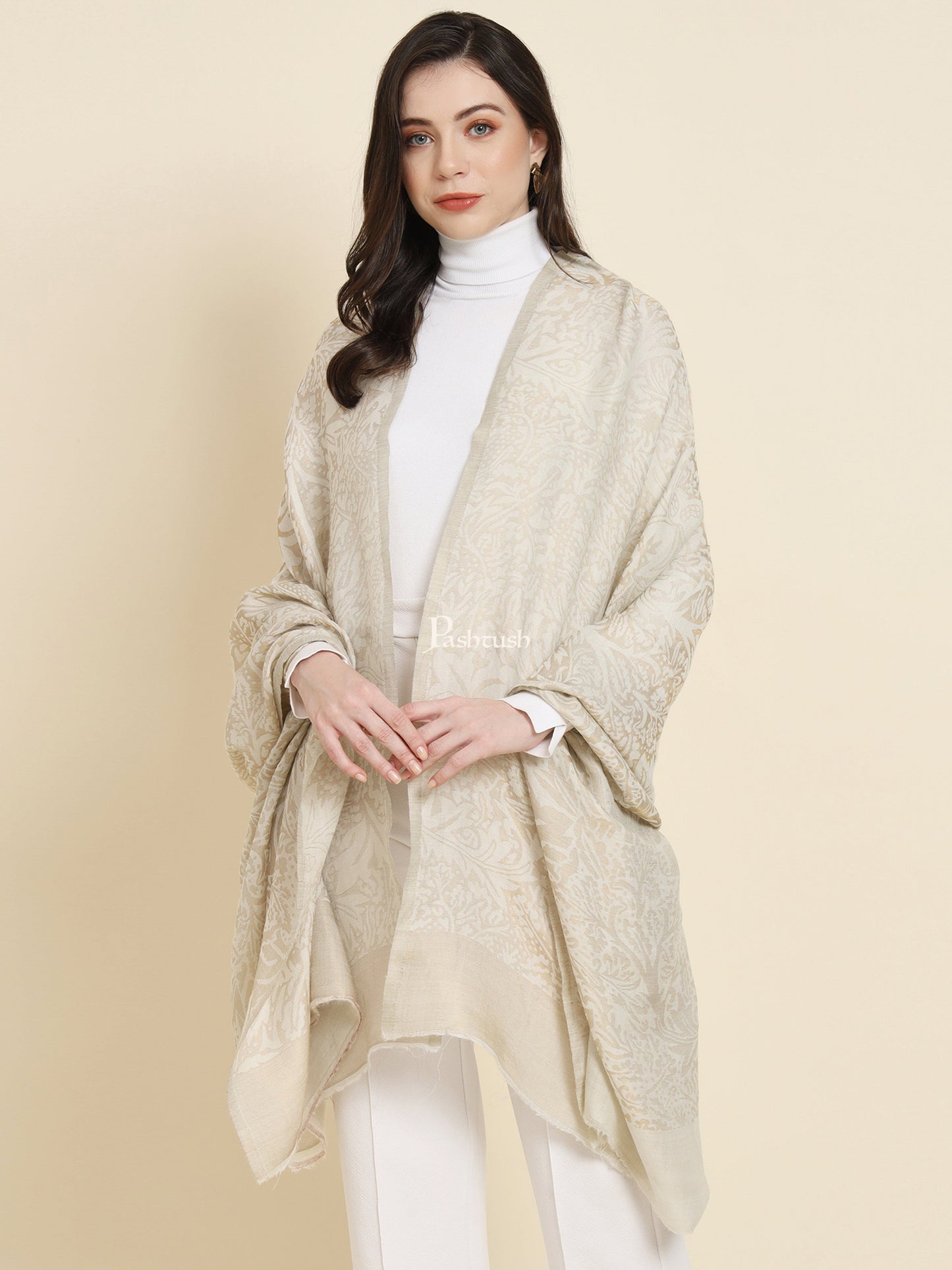 Pashtush India Gift Pack Pashtush His And Her Gift Set Of Pure Wool Ring Shawl And Twilight Metallic Weave Shawl With Wooden Chester Box, Beige and Ivory