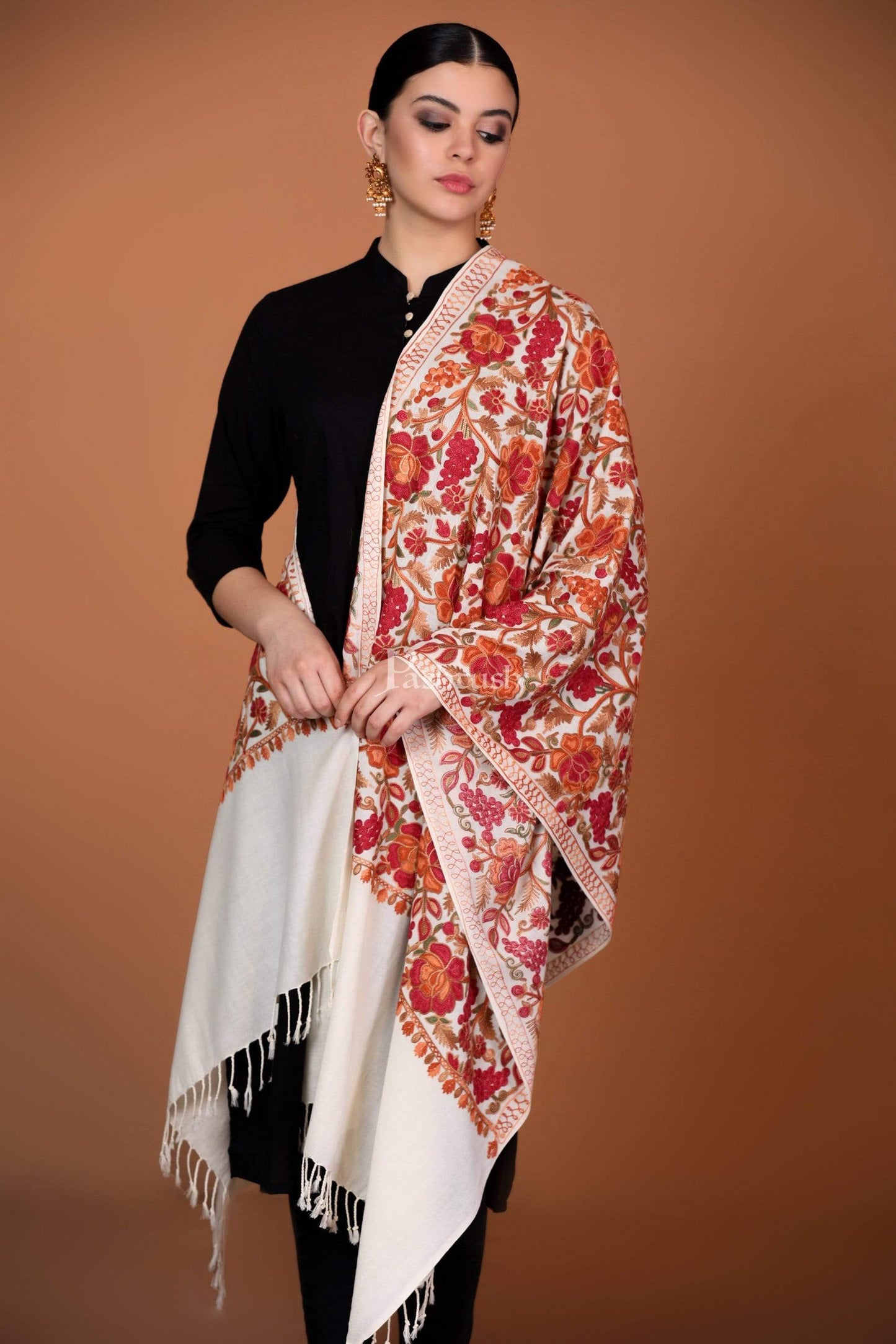 Pashtush India 70x200 Pashtush Kashmiri Aari Embroidery Stole, Fine Wool, White