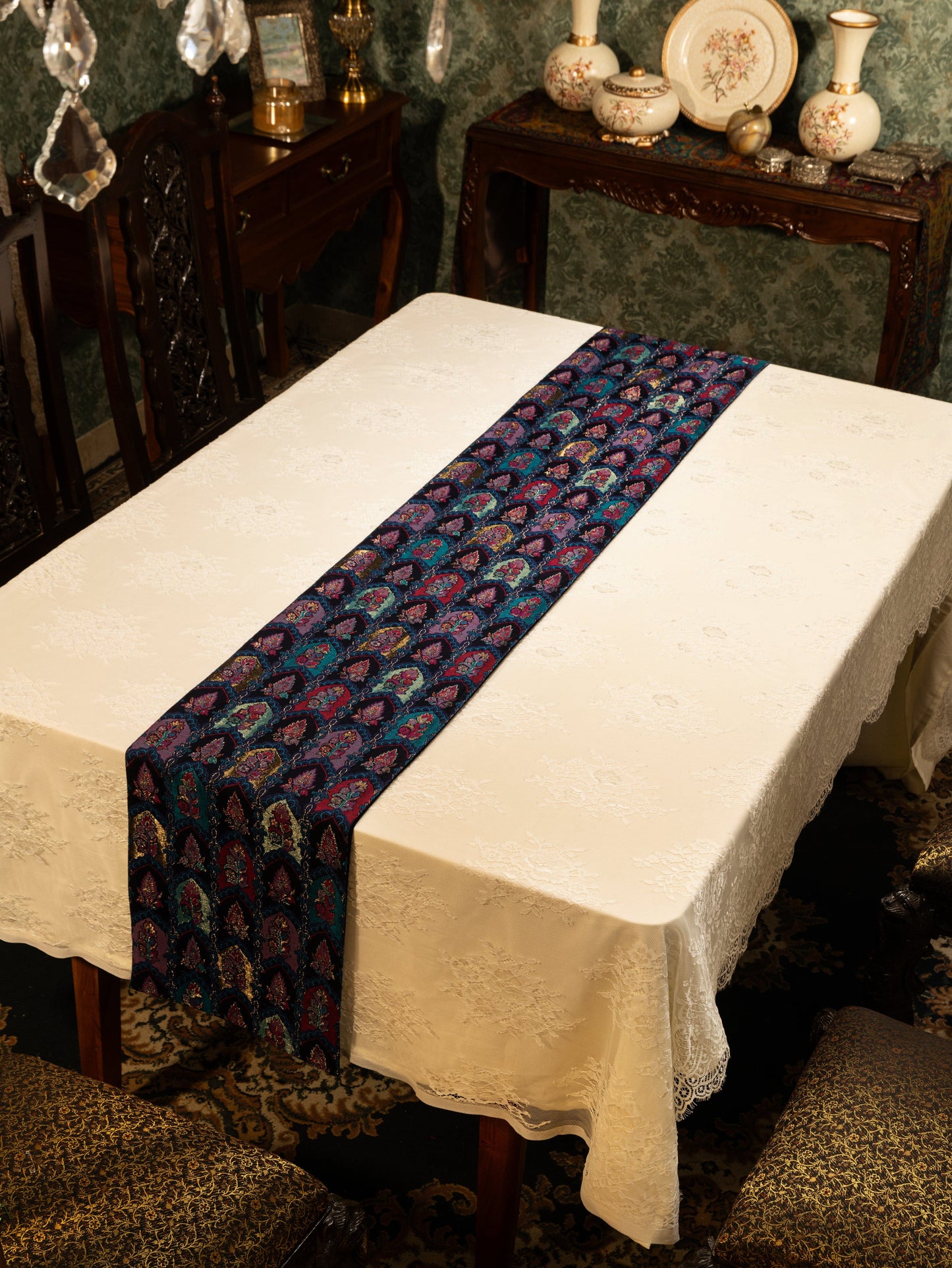 Pashtush India Gift Pack Pashtush Luxury Table Runner, Twilight Collection, Multicolour