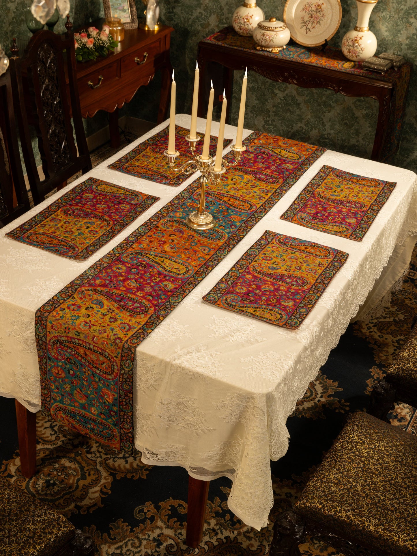 Pashtush India Gift Pack Pashtush Luxury Table Runner with Mats Set, Twilight Collection, Multicolour
