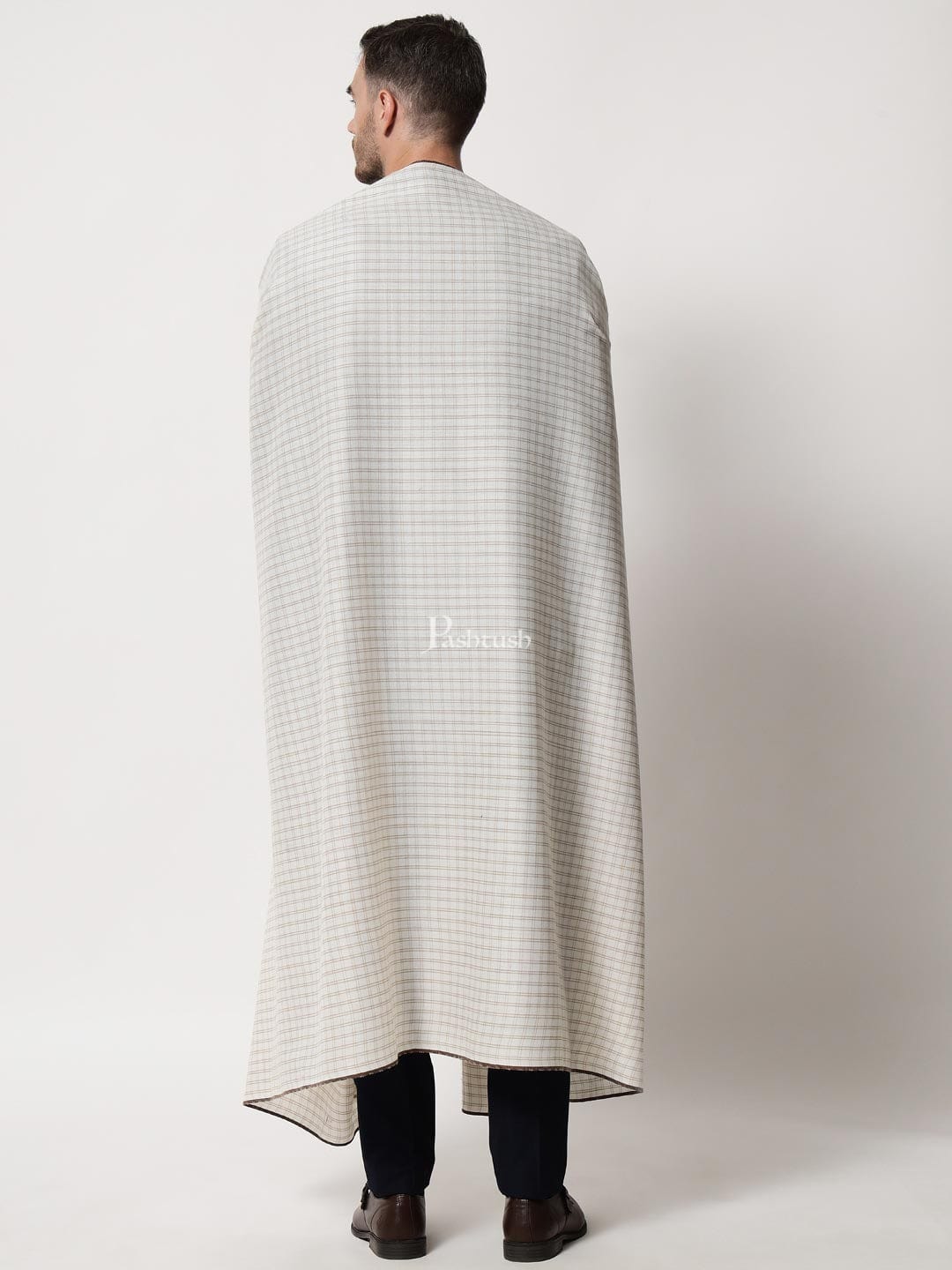 Pashtush India Mens Shawls Gents Shawl Pashtush Mens Aztec Weave Shawl With Checkered Weave, White