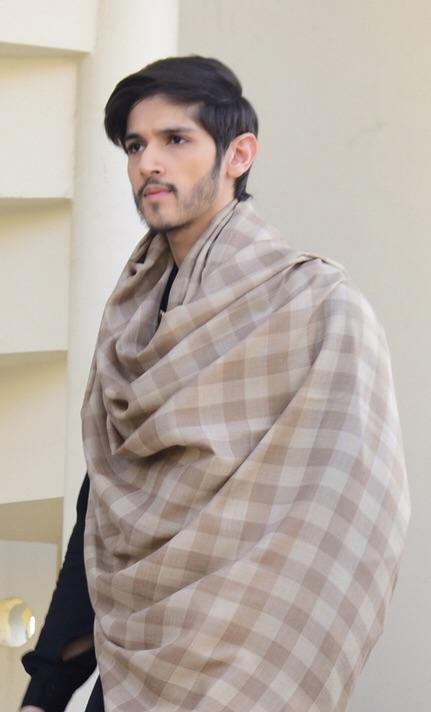 Pashtush Mens Check Shawl, Extra Fine Wool, Soft And Light Weight