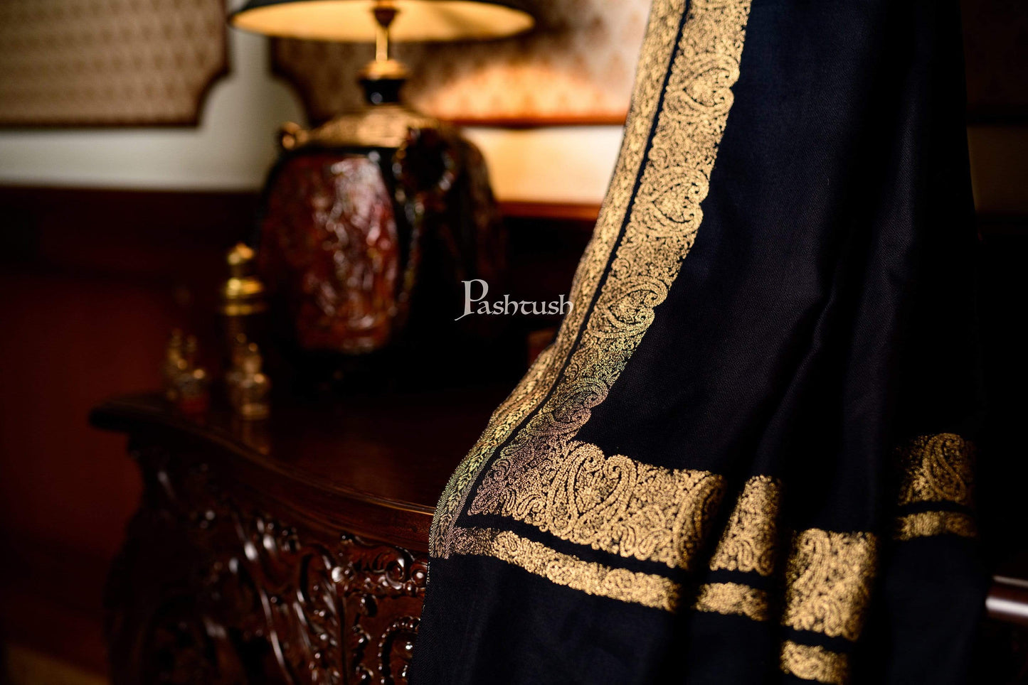 Pashtush India Gift Pack Pashtush Mens Extra Fine Count Wool Shawl, Metallic Tilla Border Weave, Full Size