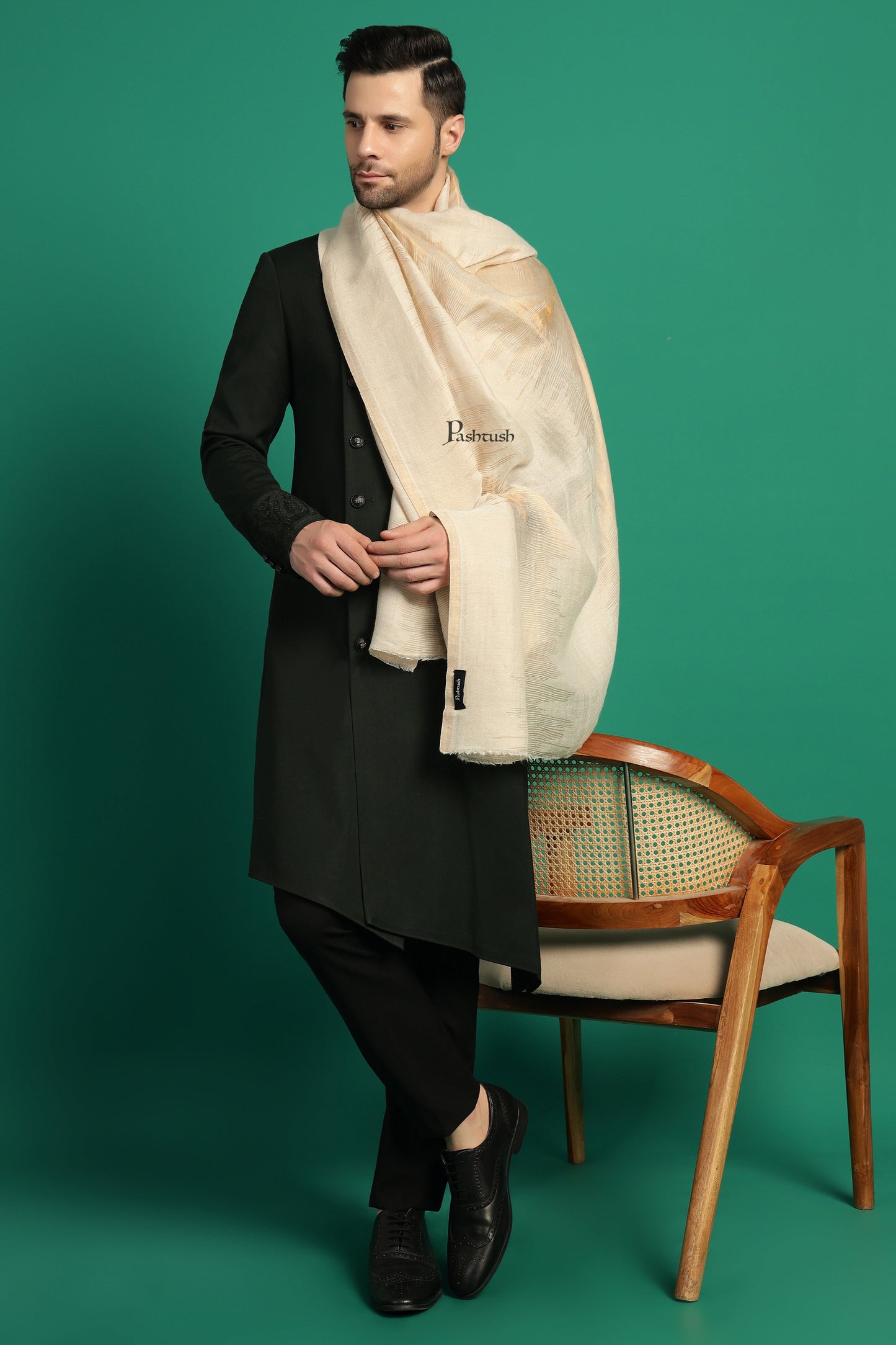 Pashtush India Mens Scarves Stoles and Mufflers Pashtush Mens Extra Fine Wool Stole, Paisley Design, Ivory