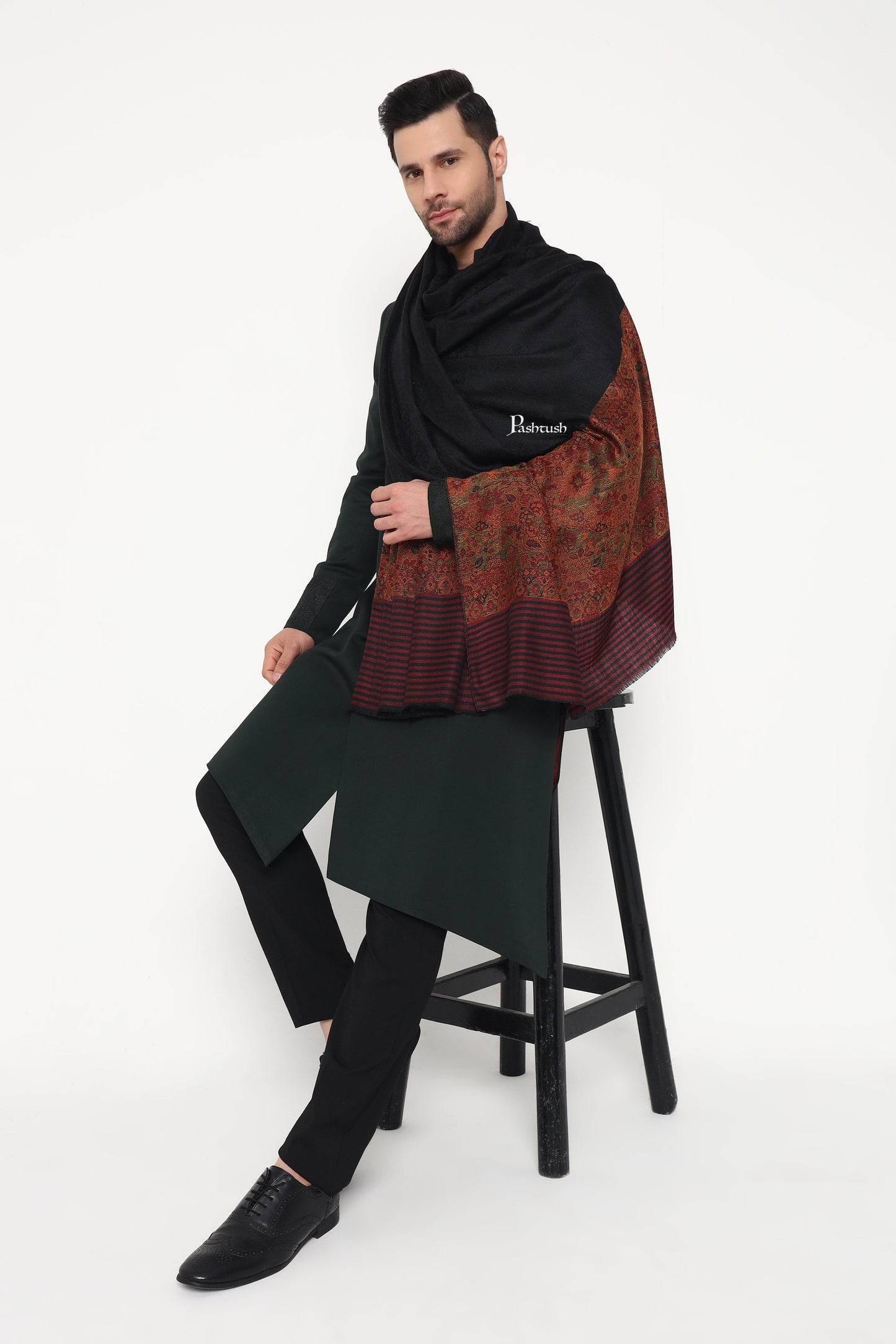 Pashtush India Mens Scarves Stoles and Mufflers Pashtush Mens Extra Fine Wool Stole, Paisley Palla Design, Black