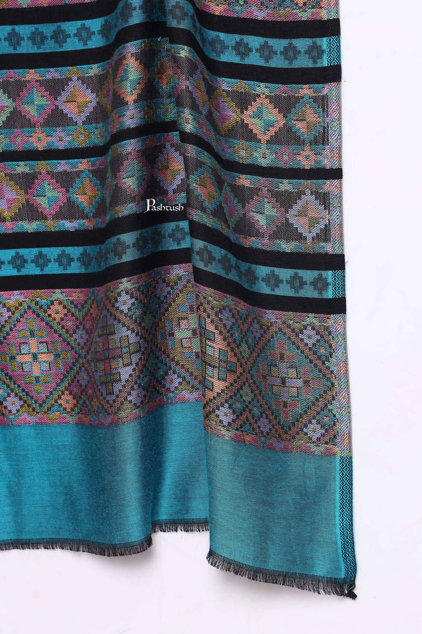 Pashtush India Mens Scarves Stoles and Mufflers Pashtush Mens Extra Soft Bamboo Stole, Aztec Design, Blue