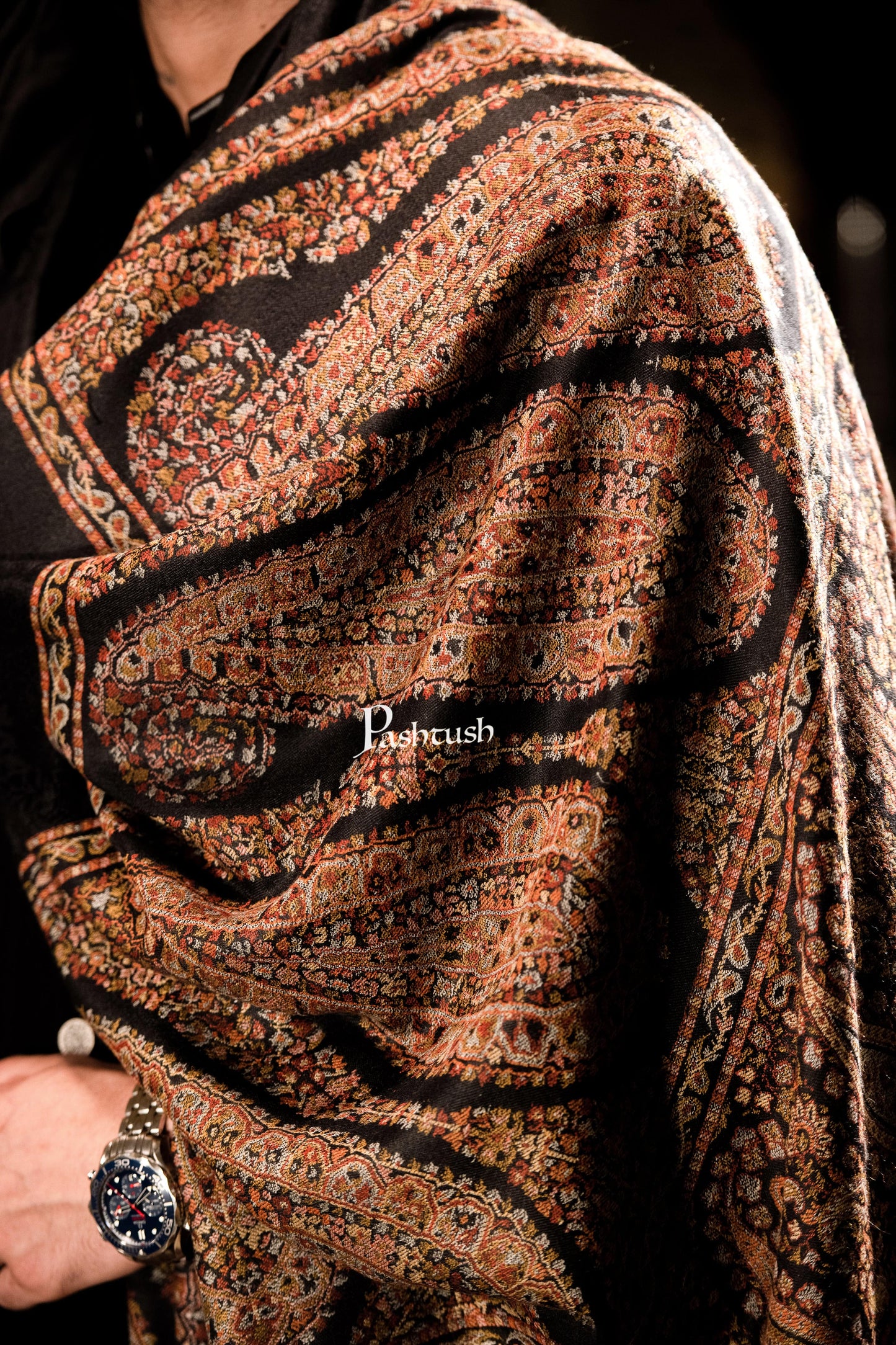 Pashtush India Mens Shawls Gents Shawl Pashtush Mens Fine Wool Shawl, Royal Collection, Palle-Dar Shawl, With Antique Jama Palla, Black, Full Size