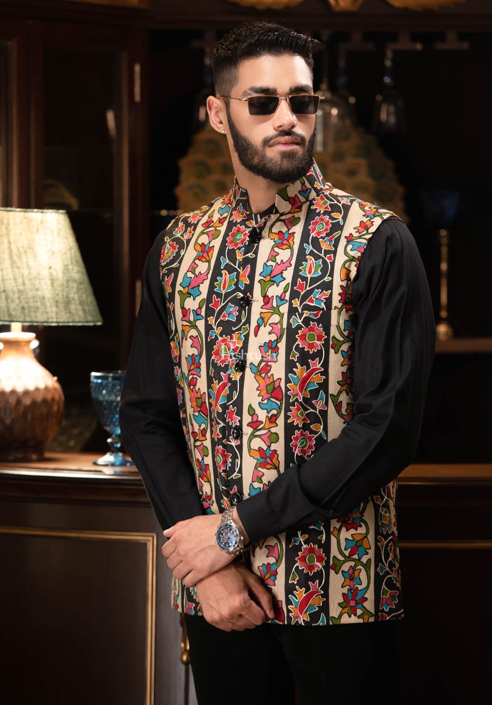 Pashtush India Coats & Jackets Pashtush Mens Hand Embroidered Sleeveless Jacket, Kalamkari Waistcoat, Multicolour