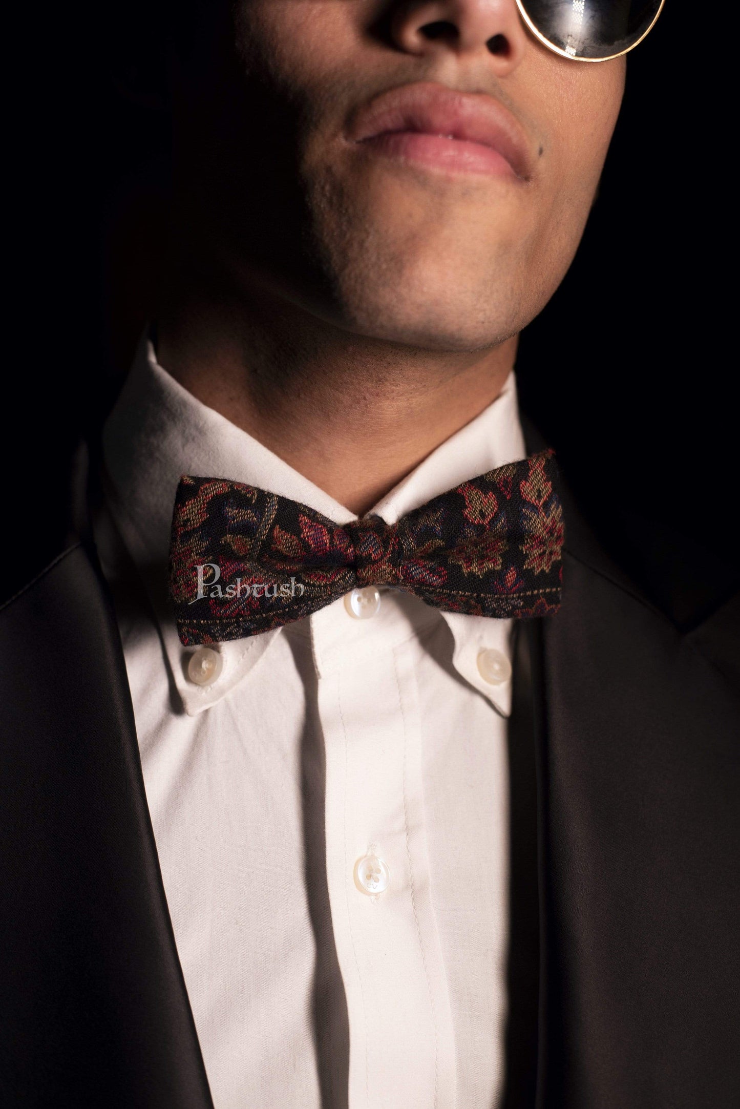 Pashtush India Bow Pashtush Mens Luxury Pre-Tied Bow Tie