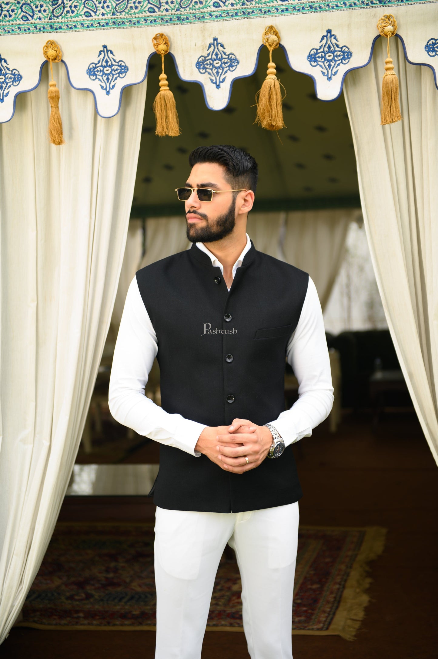 Pashtush India Coats & Jackets Pashtush Mens Waistcoat, Fine Wool, Solid Black