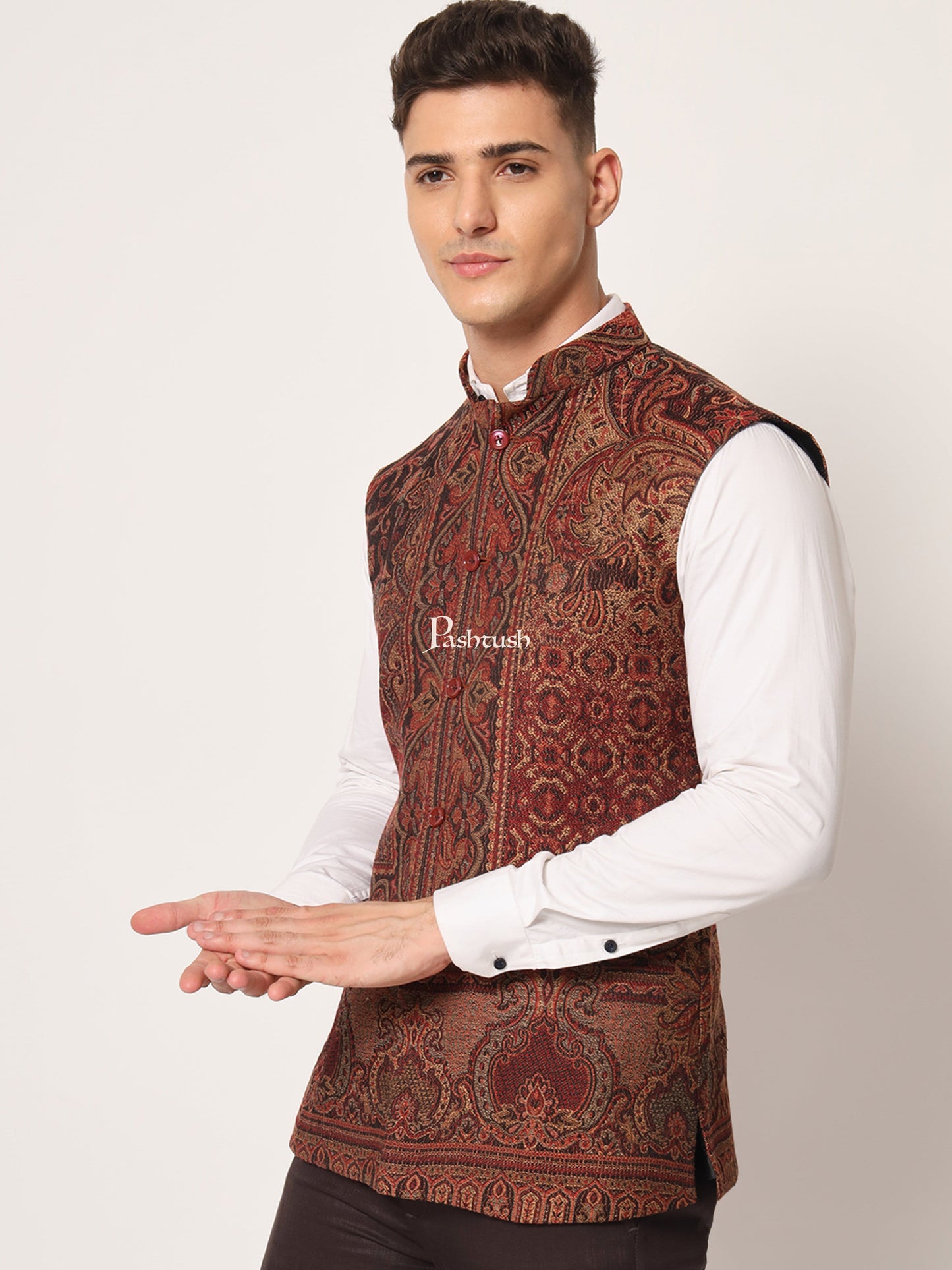 Pashtush India Coats & Jackets PASHTUSH MENS WOVEN JACQUARD WAISTCOAT, Structured SLIM FIT, Black