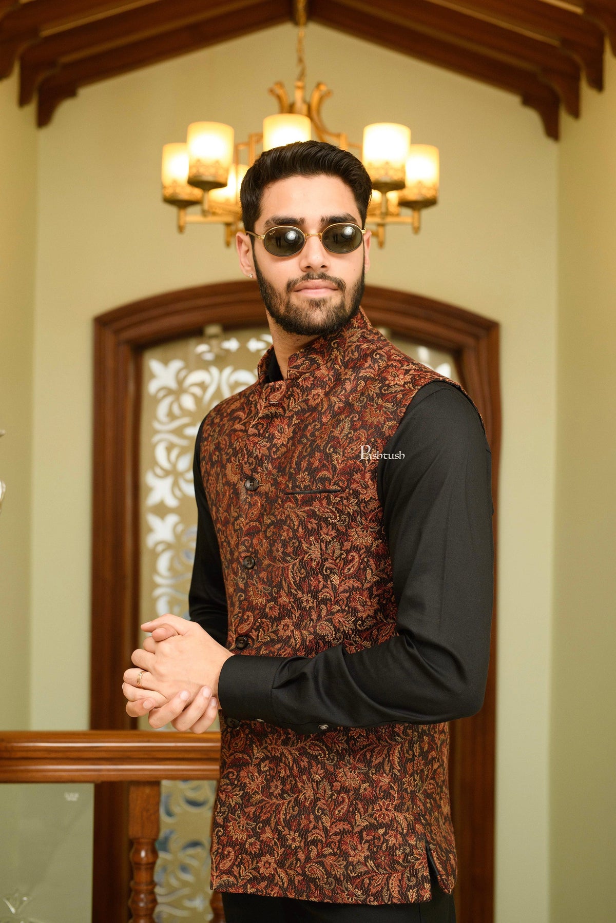 Pashtush India Coats & Jackets Pashtush Mens Woven Structured Waistcoat, Slim Fit, Black