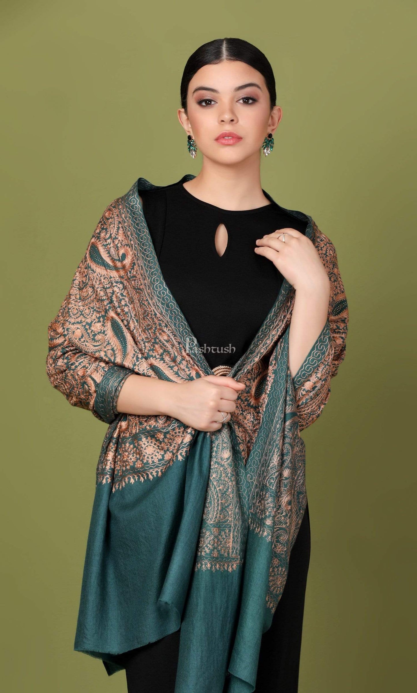 Pashtush India 70x200 Pashtush Tres Chic Regal Collection, Wool Embroidery Nalki Shawl Scarf