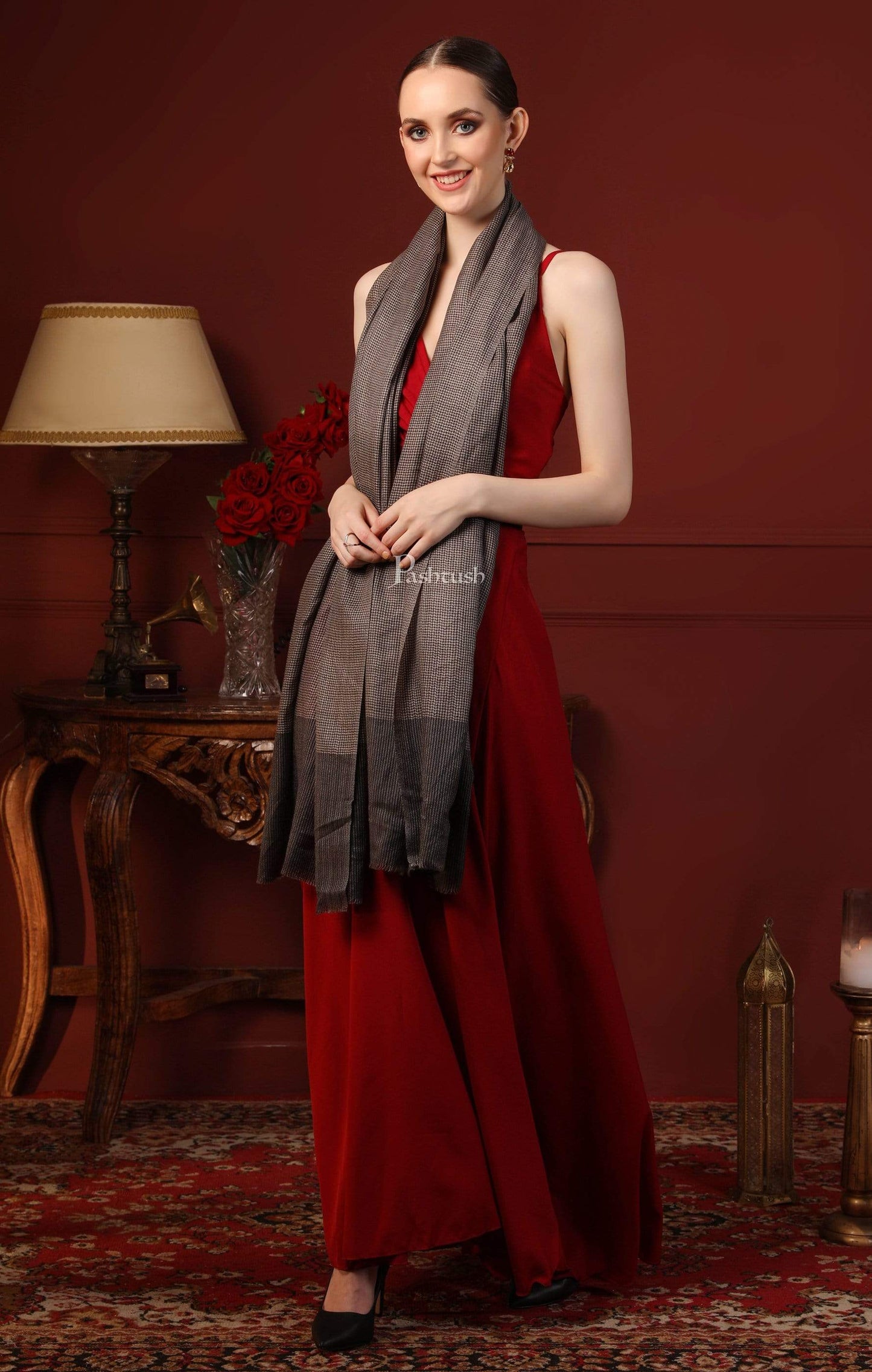 Pashtush India 70x200 Pashtush Women's Cashmere - Wool, Reversible Muffler, Dapper Grey