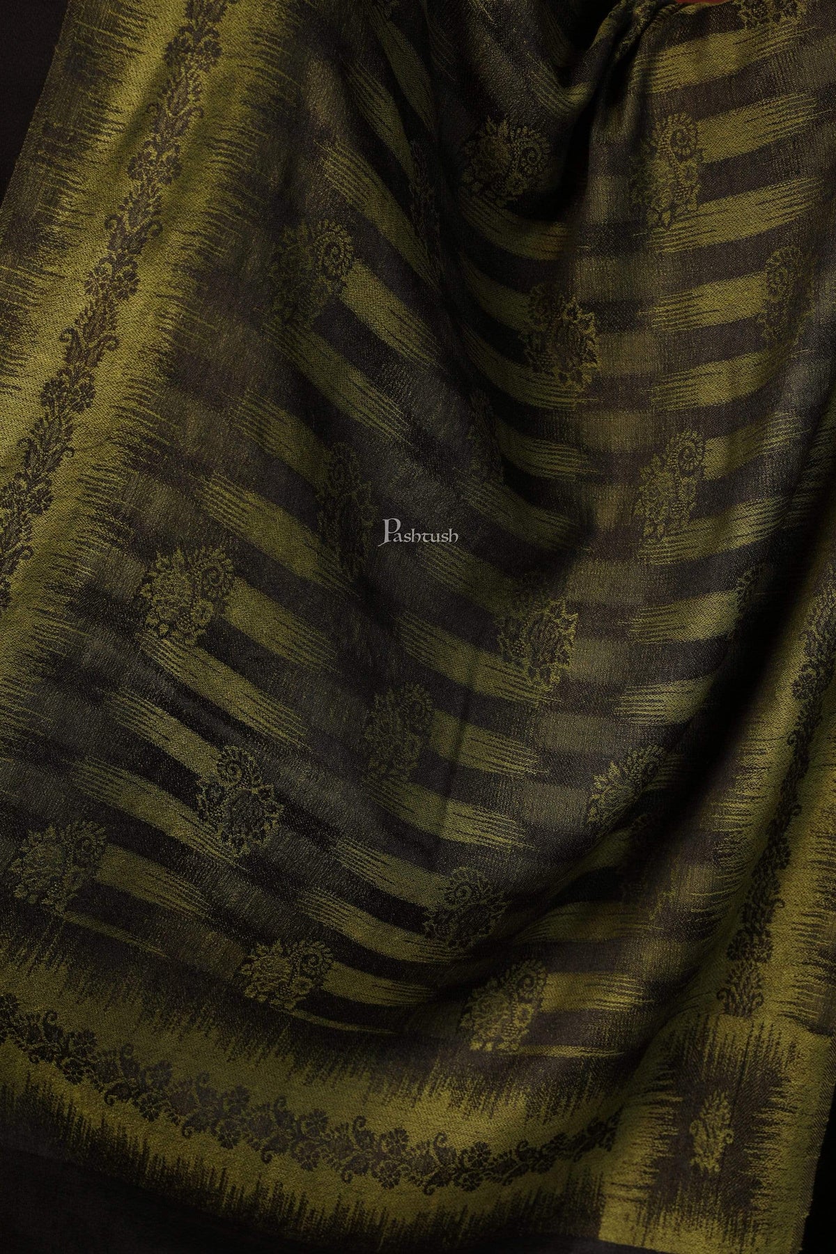 Pashtush India 70x200 Pashtush Women's Fine Wool Ikkat Design, Stole, Emerald Green