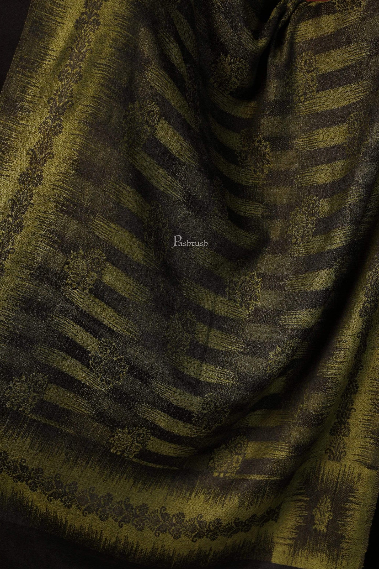 Pashtush India 70x200 Pashtush Women's Fine Wool Ikkat Design, Stole, Emerald Green