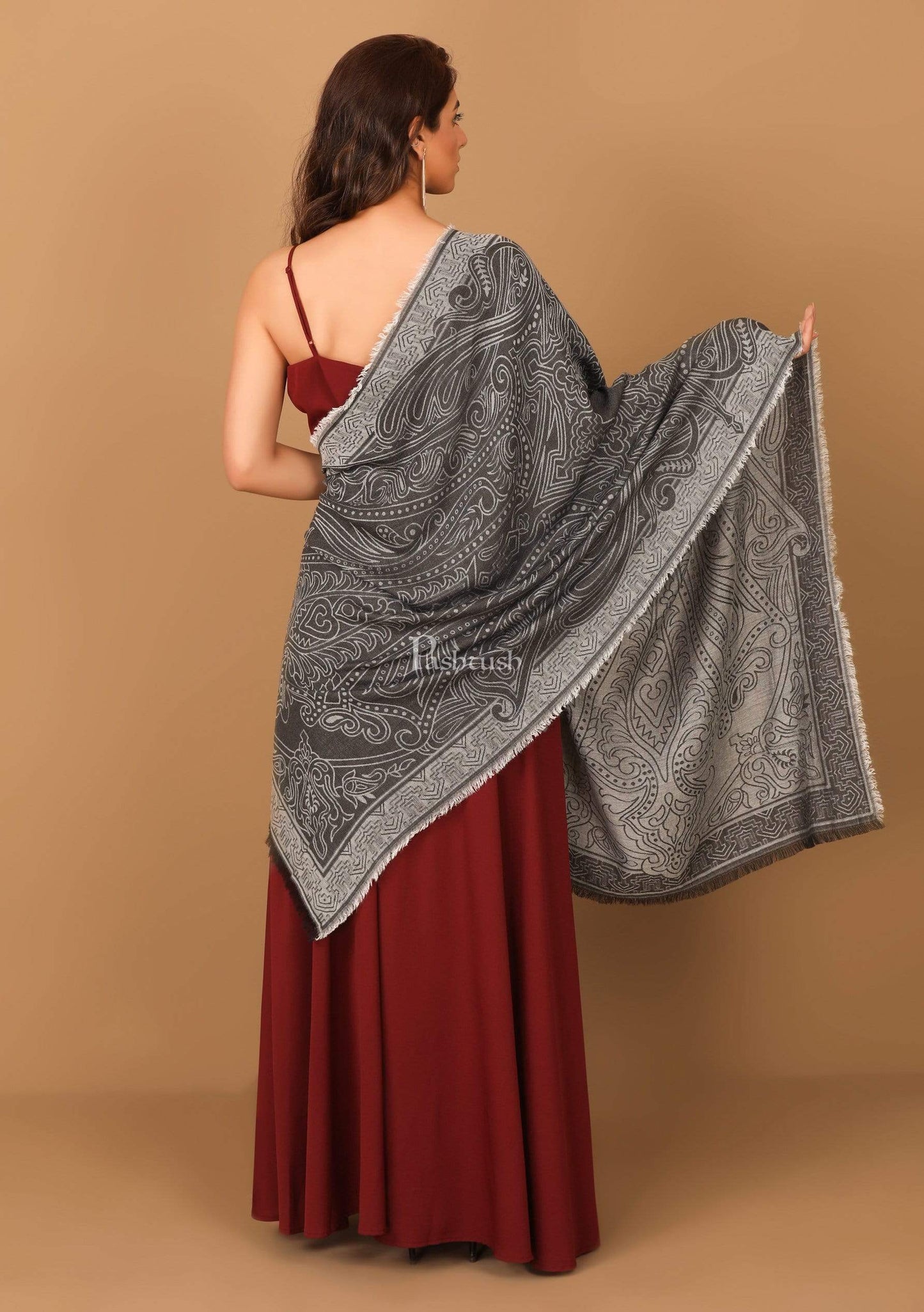 Pashtush Shawl Store Stole Pashtush Women's Paisley Design, Soft Bamboo Scarf, Black and Grey