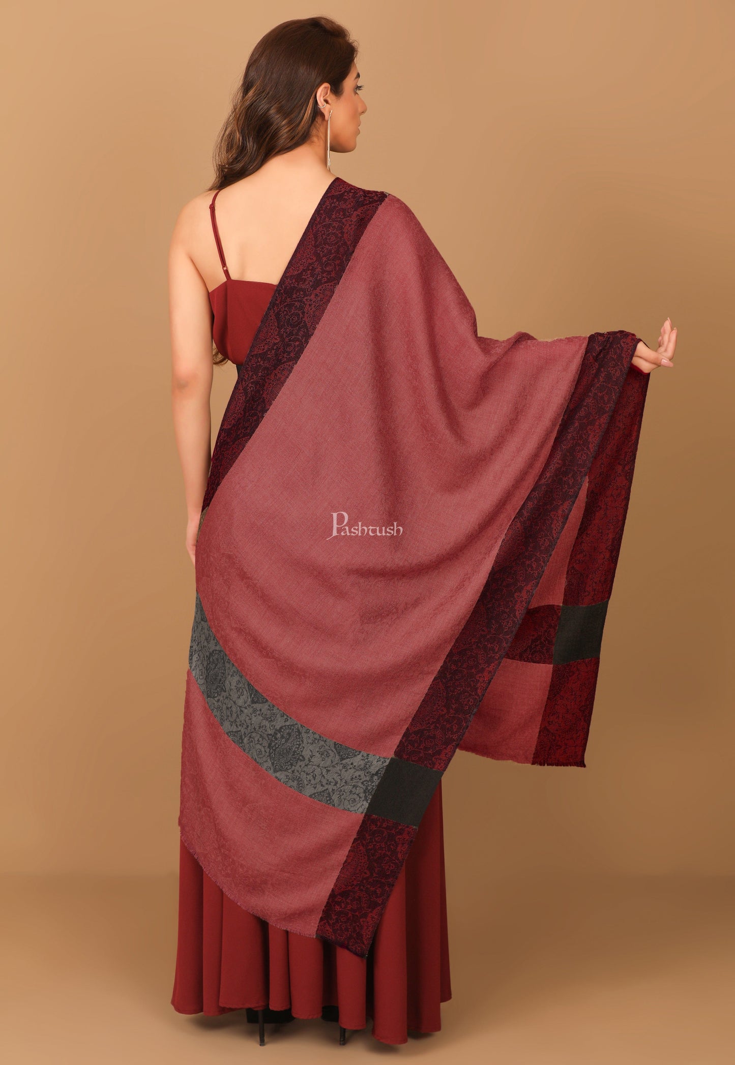 Pashtush India Womens Stoles and Scarves Scarf Pashtush Women's Reversible Stole, With Paiseley Weave