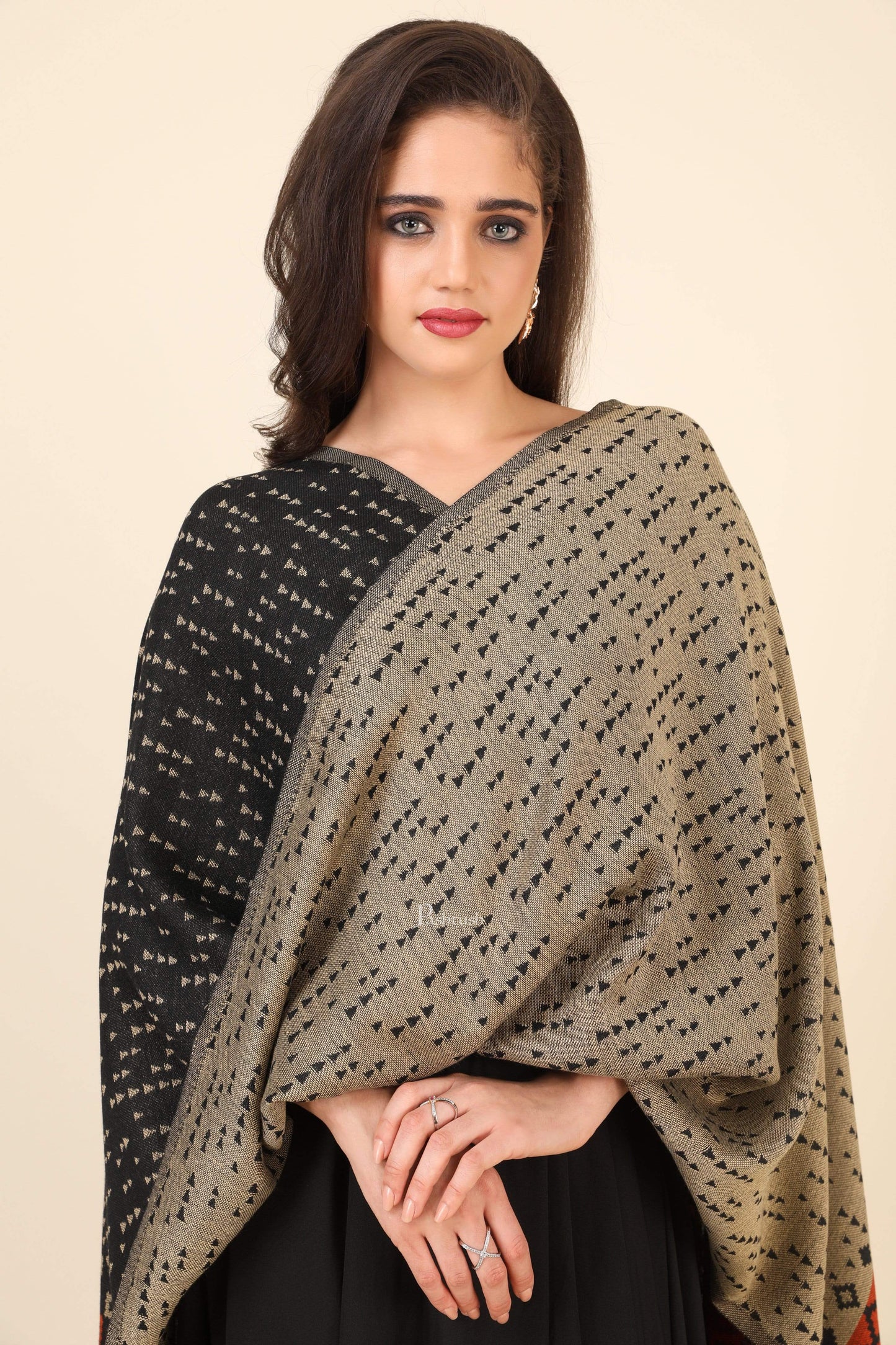 Pashtush India 70x200 Pashtush Womens Bamboo Jacquard Scarf, Reversible