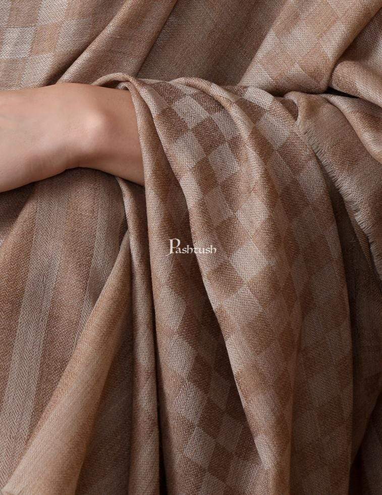 Pashtush Store Shawl Pashtush Womens Checkered Shawl, in Extra Soft Fine Wool, Large Size