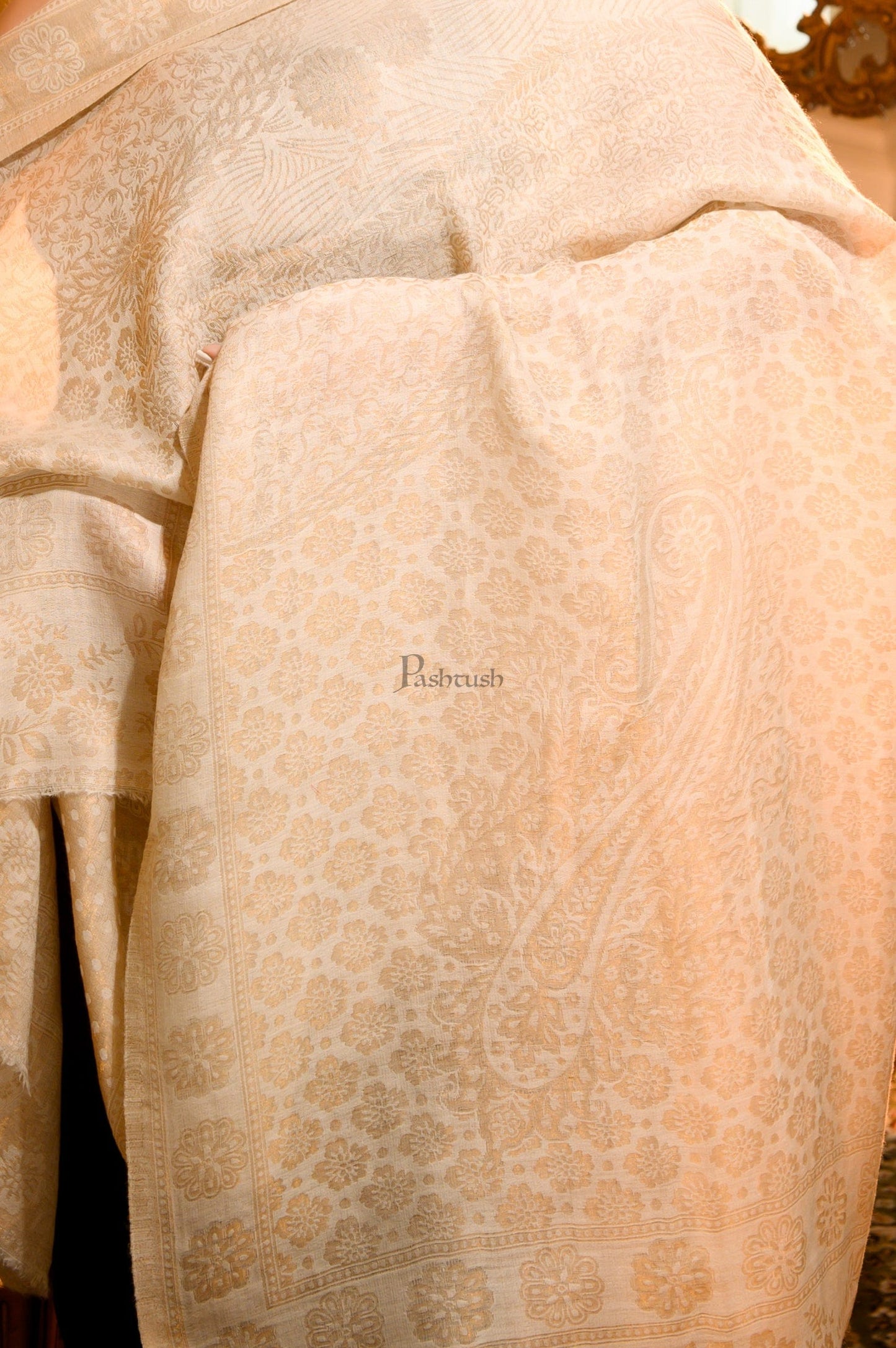 Pashtush India Womens Shawls Pashtush Womens Extra Fine Wool Shawl, Twilight Reversible Design, Ivory