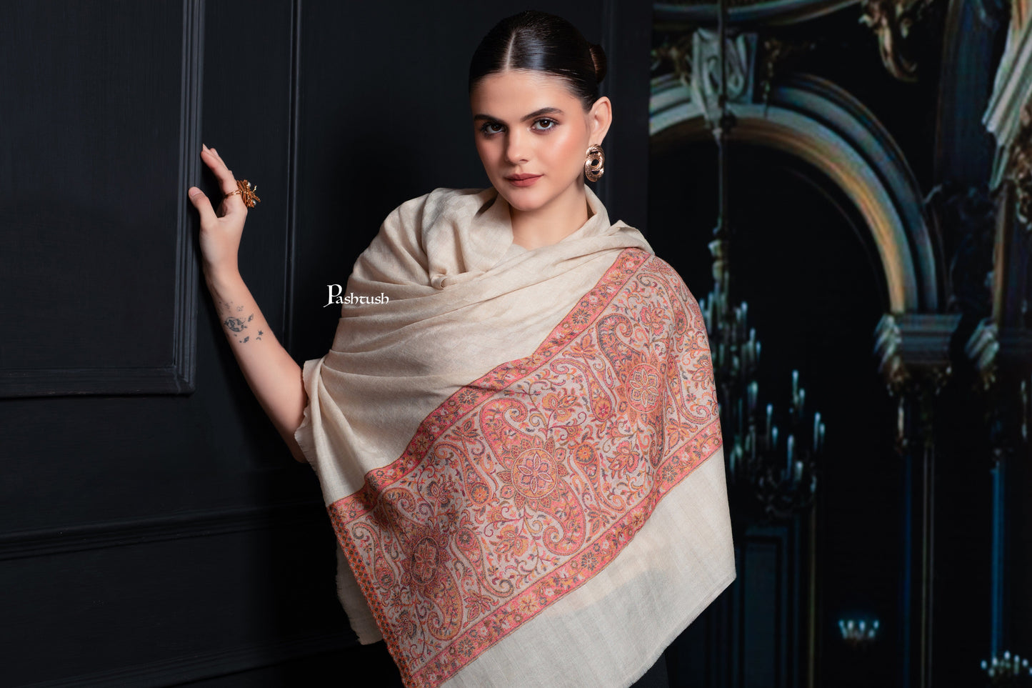 Pashtush India womens scarf and Stoles Pashtush Womens Extra Fine Wool Stole, Paisley Palla Design, Beige