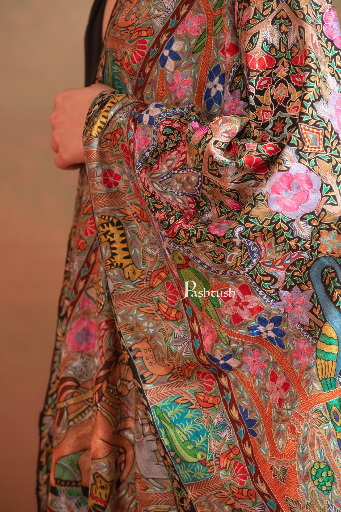 Pashtush India Womens Stole Pashtush Womens Extra Fine Wool Stole, Shikaar-Dar Hand Embroidered, Hand Painted Kalamkari Design, Multicolour