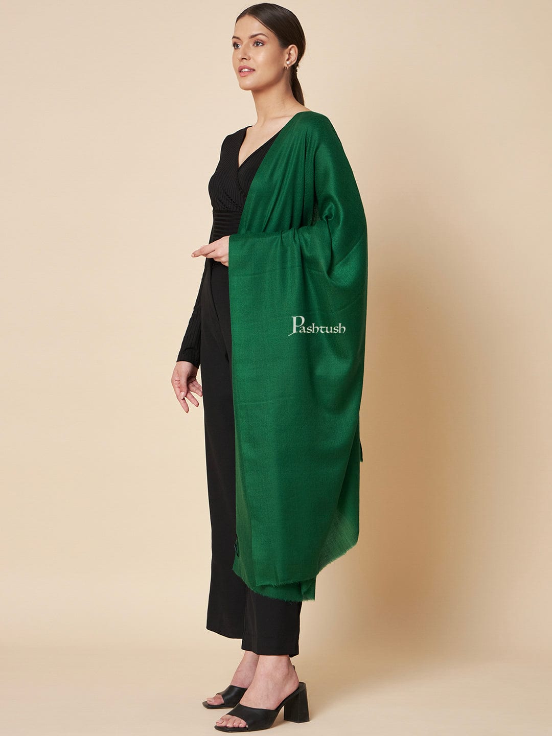 Pashtush India Womens Stoles and Scarves Scarf Pashtush Womens Extra Fine Wool Stole, Solid Design, Green