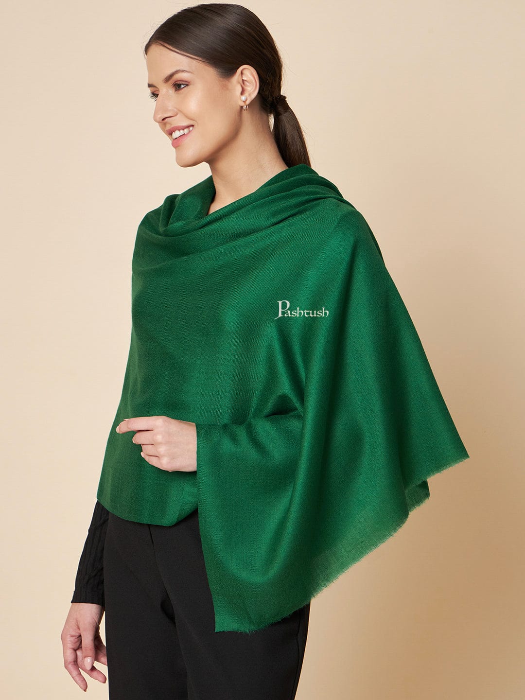 Pashtush India Womens Stoles and Scarves Scarf Pashtush Womens Extra Fine Wool Stole, Solid Design, Green