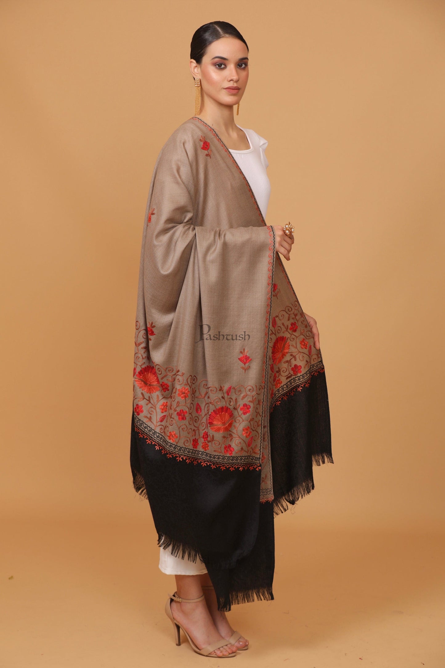 Pashtush India Womens Stoles and Scarves Scarf Pashtush womens Fine Wool shawl, contrast palla design, Taupe