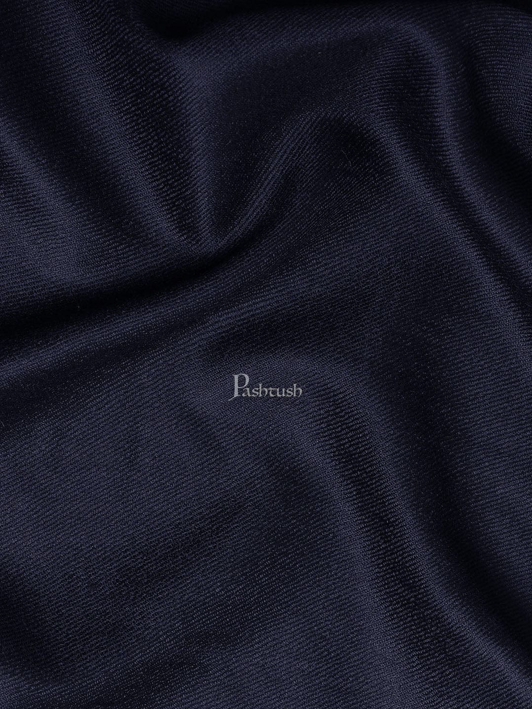 Pashtush India Womens Shawls Pashtush Womens Fine Wool Shawl, Extra Soft Warm - Light Weight, Navy Blue