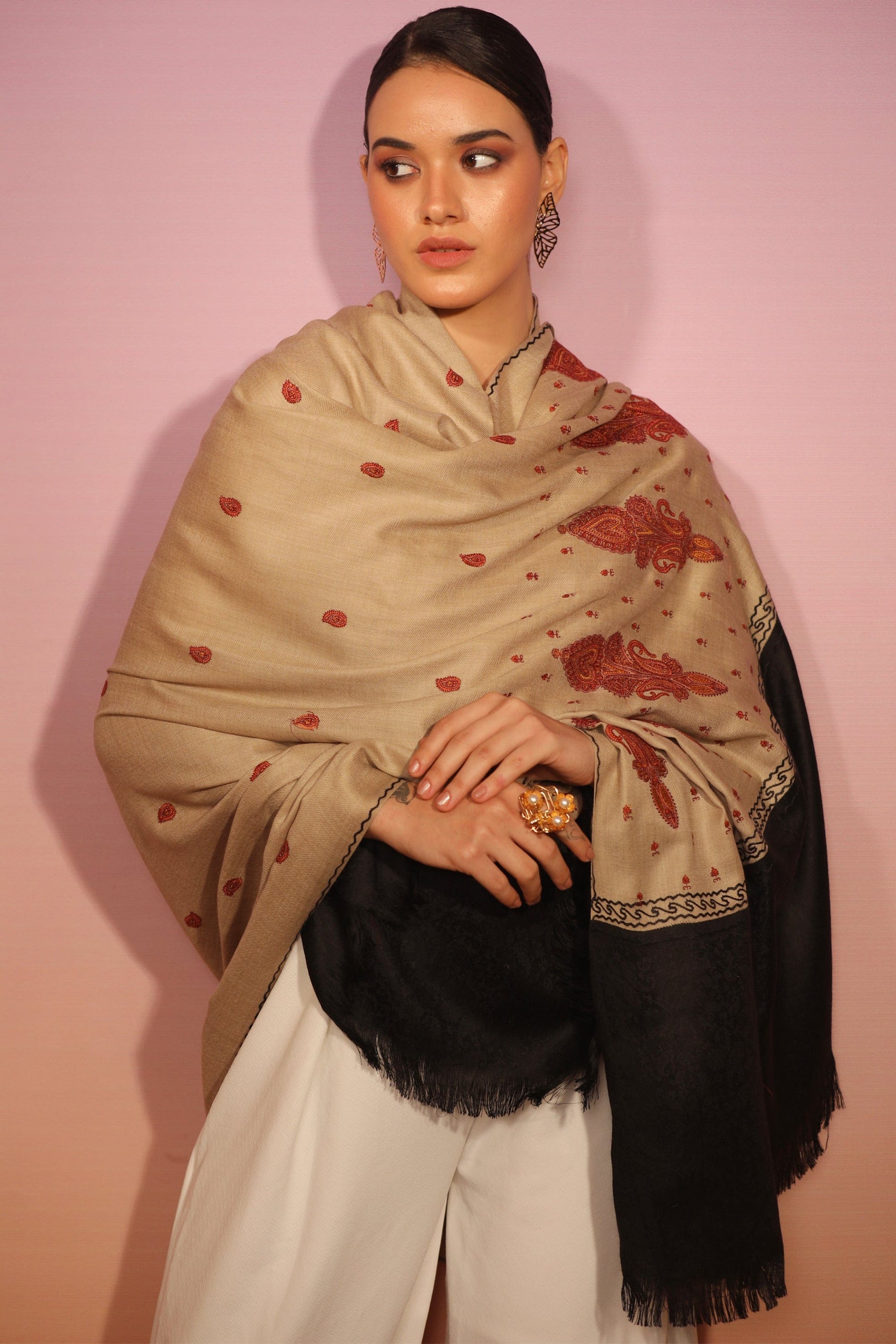 Pashtush India Womens Stoles and Scarves Scarf Pashtush womens Fine Wool shawl, pasiley design, Beige And Black