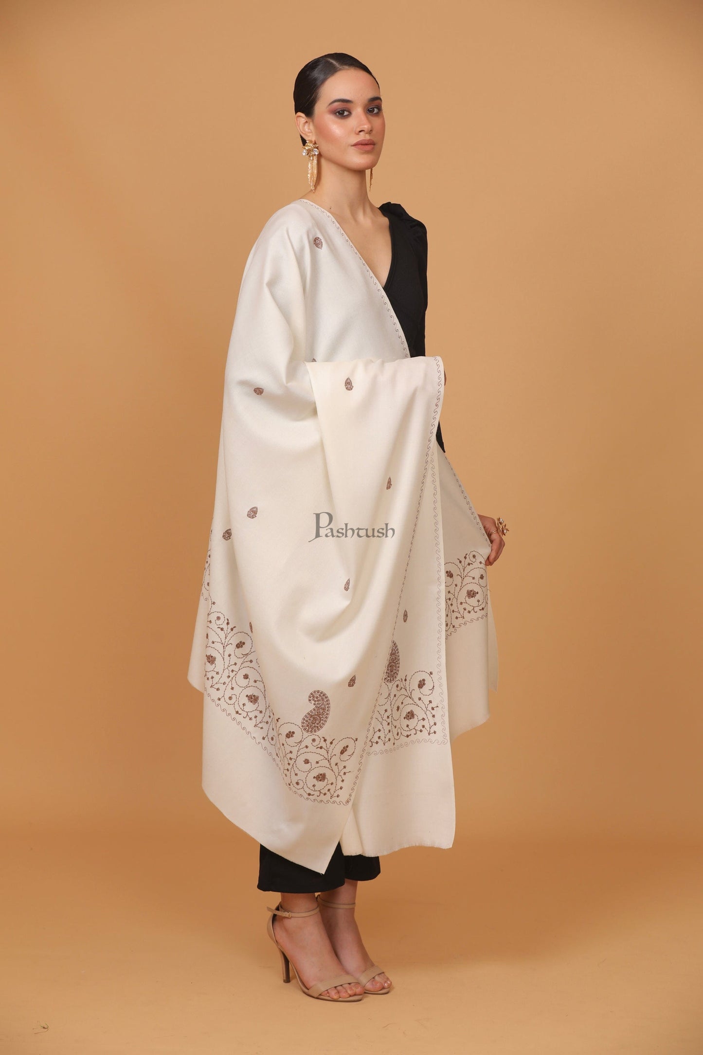 Pashtush India Womens Stoles and Scarves Scarf Pashtush womens Fine Wool shawl, tone and tone embroidery palla design, Ivory