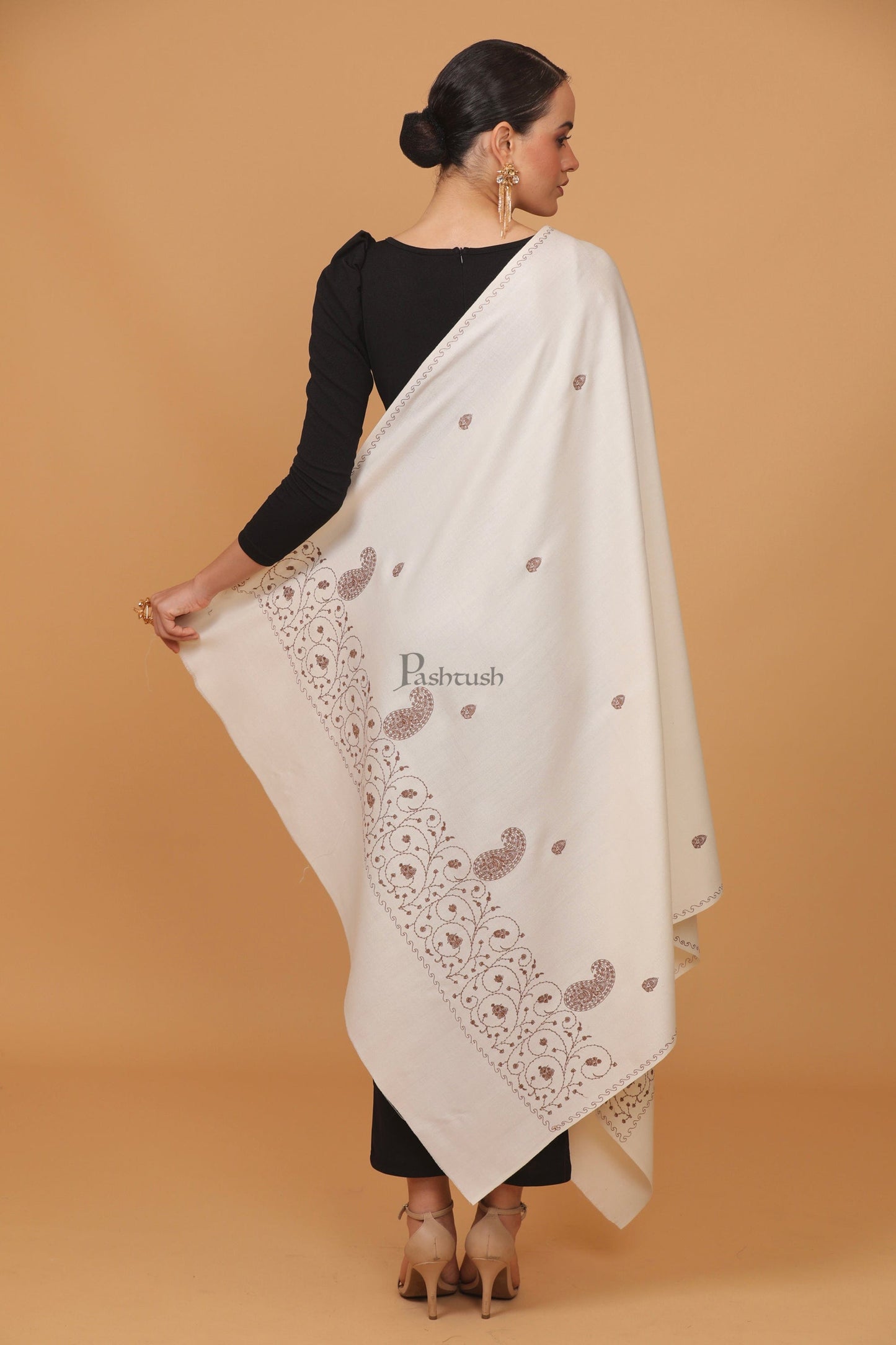 Pashtush India Womens Stoles and Scarves Scarf Pashtush womens Fine Wool shawl, tone and tone embroidery palla design, Ivory