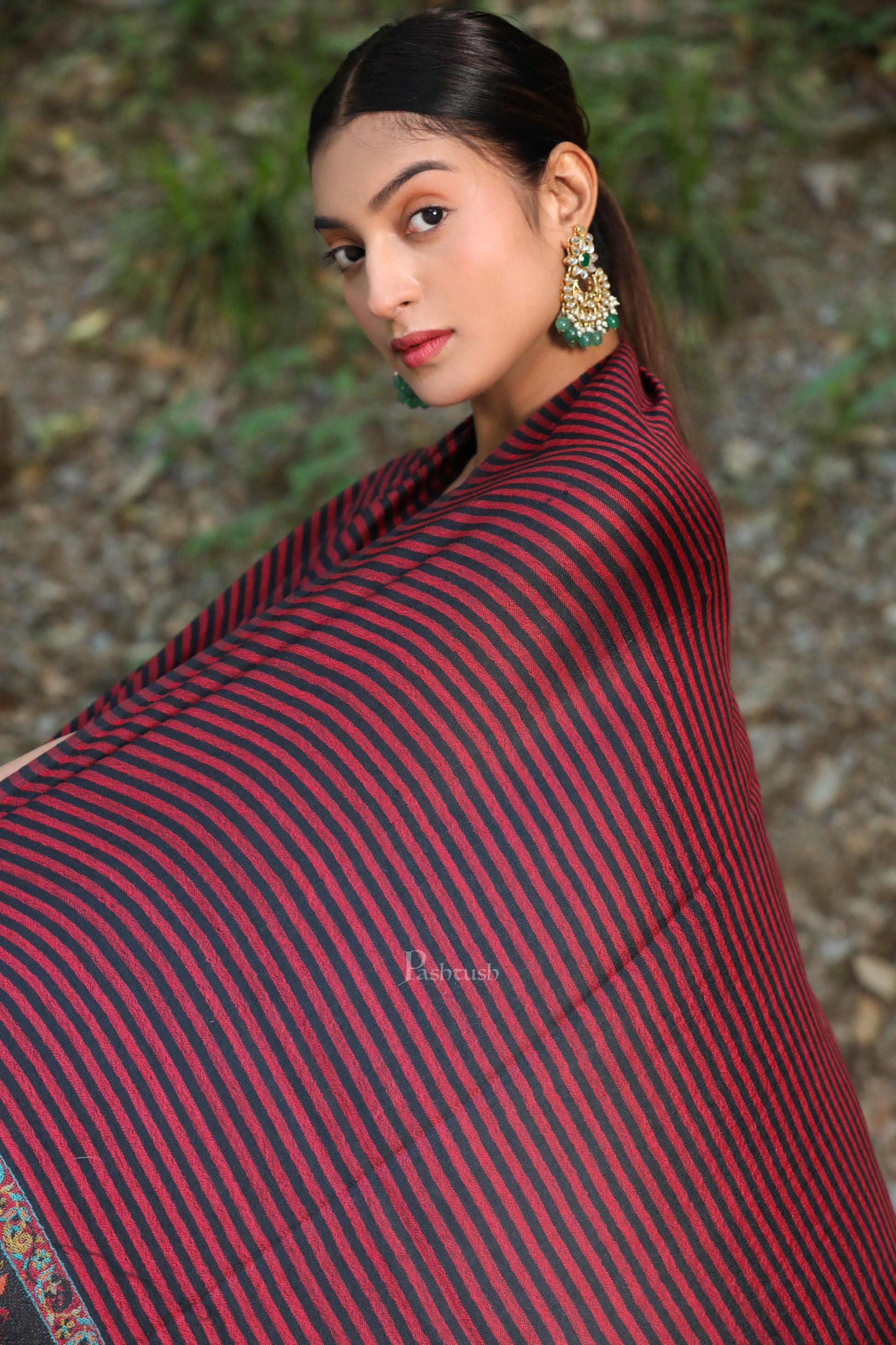 Pashtush India Womens Shawls PASHTUSH WOMENS FINE WOOL SHAWL, WITH ETHNIC PALLA WEAVE
