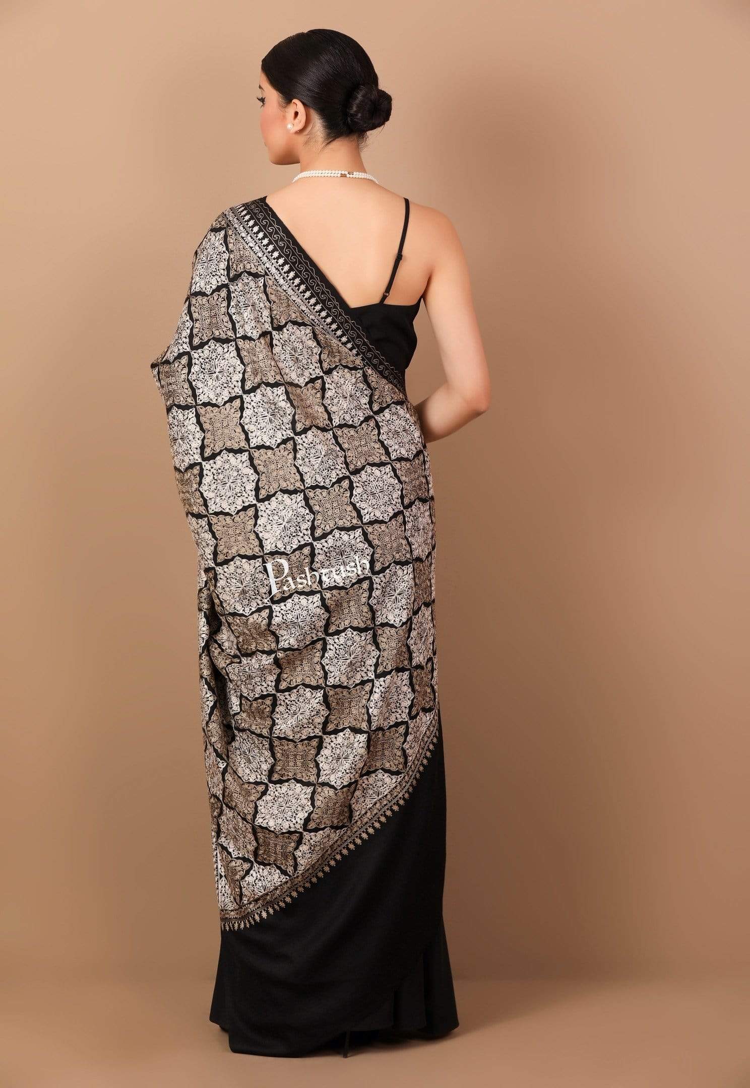 Pashtush Store Shawl Pashtush Womens Fine Wool, Silky Nalki Embroidery Needlework Shawl, Black