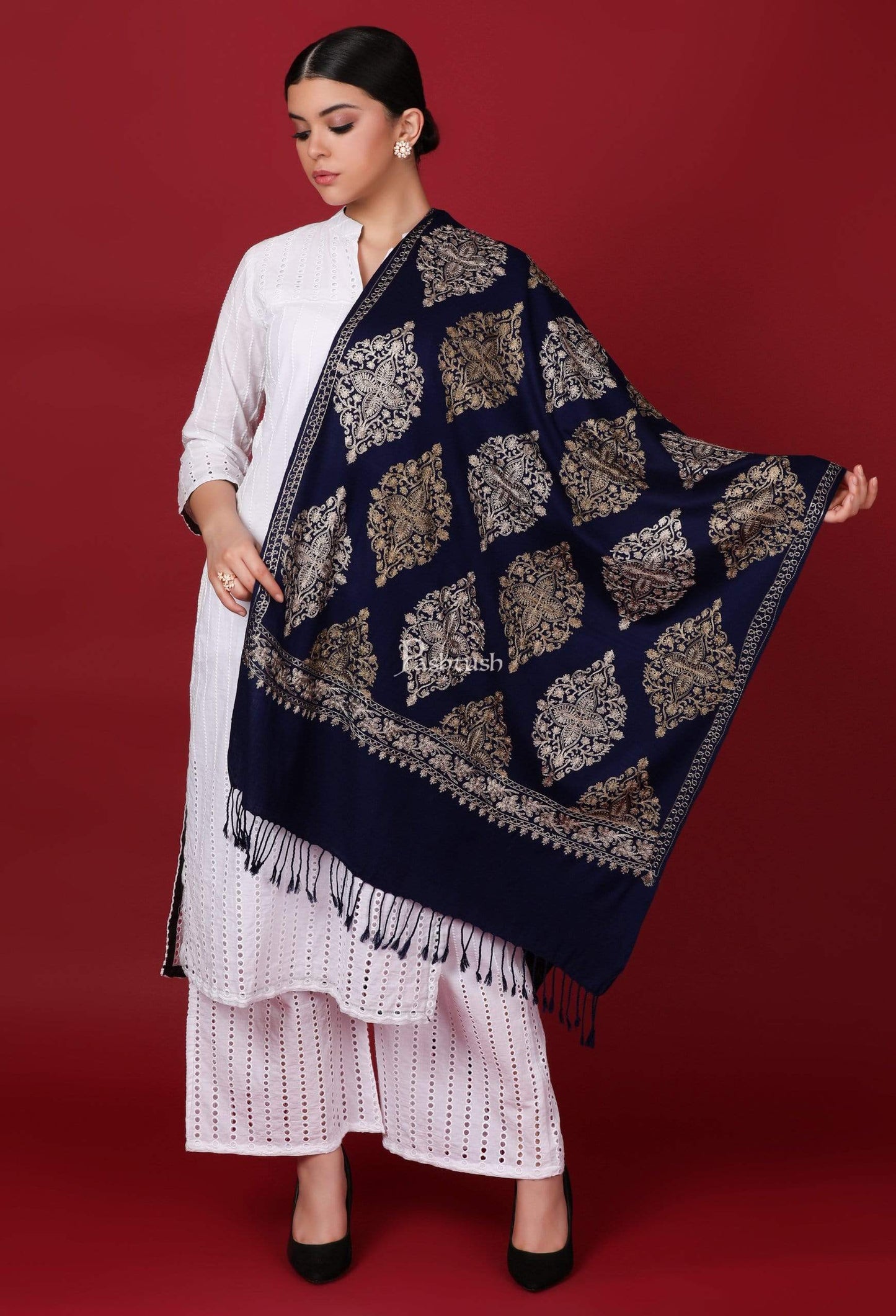 Pashtush India 70x200 Pashtush Womens Fine Wool, Silky Nalki Embroidery Needlework Stole, Navy Blue