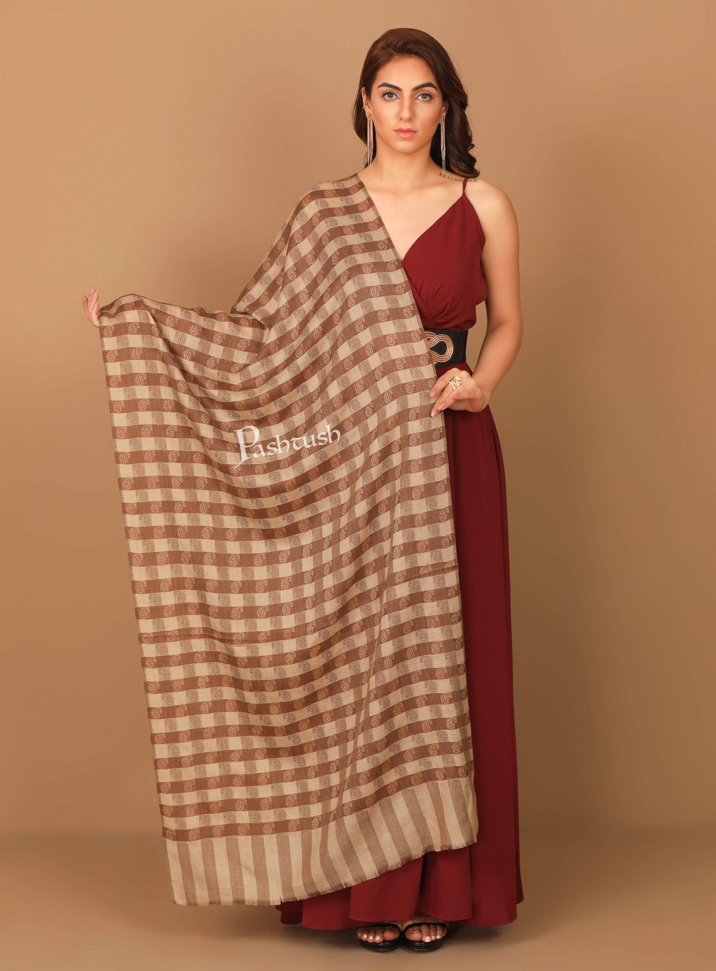 Pashtush India 70x200 Pashtush Womens Luxury Wool Check Scarf, Reversible, Extra-Fine, Mocha Brown