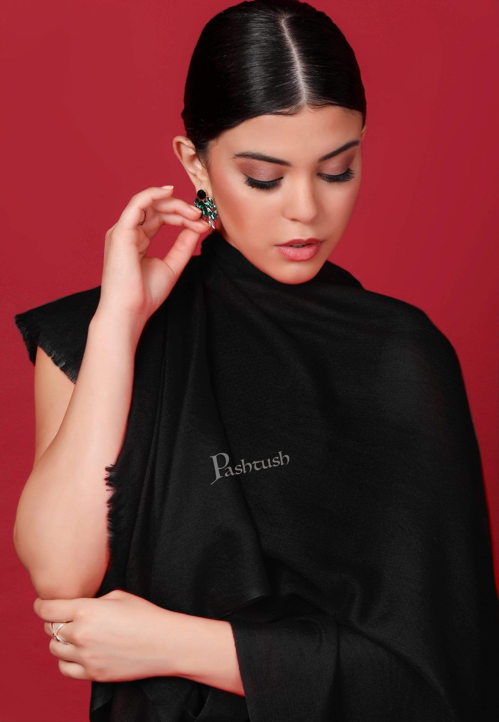 Pashtush India 70x200 Pashtush Womens Softest Rich Cashmere Scarf, With Diamond Weave, Deep Black