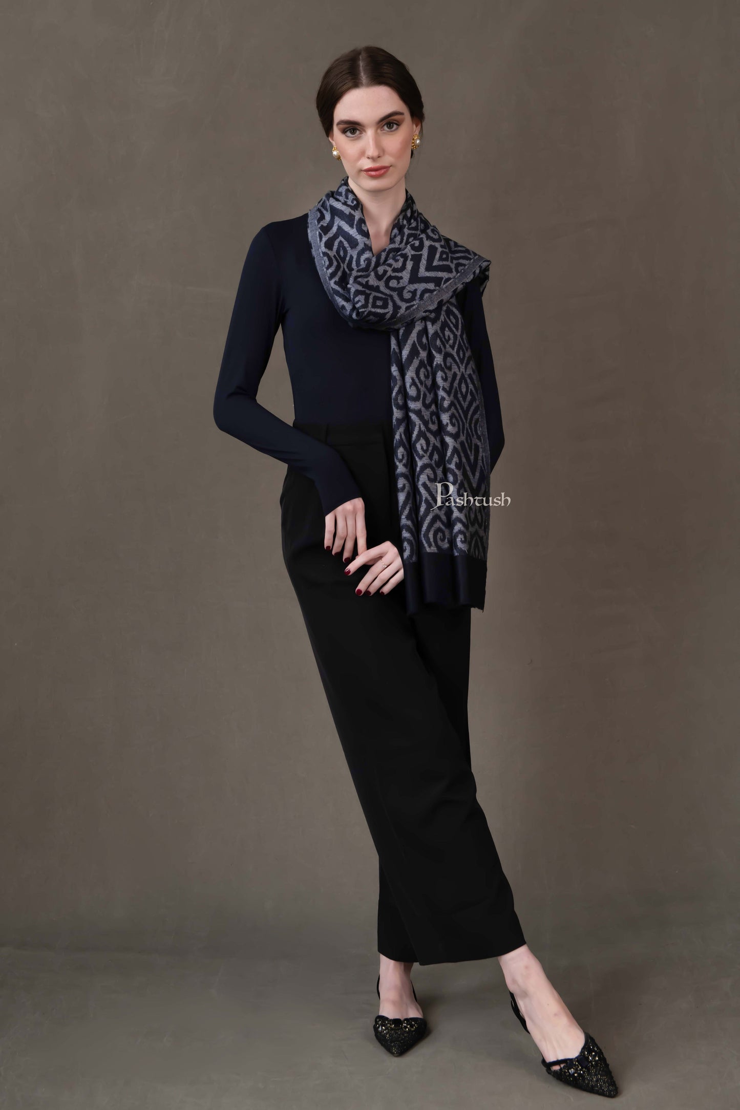 Pashtush India Womens Stoles and Scarves Scarf Pashtush Womens Stole, Extra Fine Wool-Silk, Damascus Black