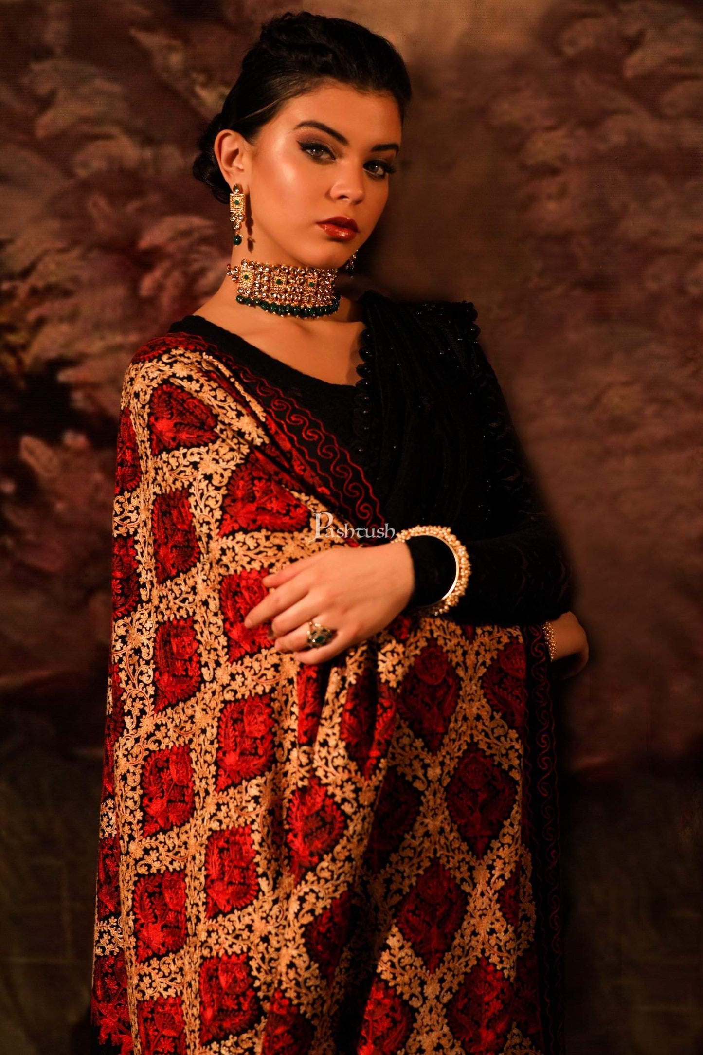 Pashtush Store Stole Pashtush Womens Fine Wool, Silky Nalki Embroidery Needlework Stole, Black