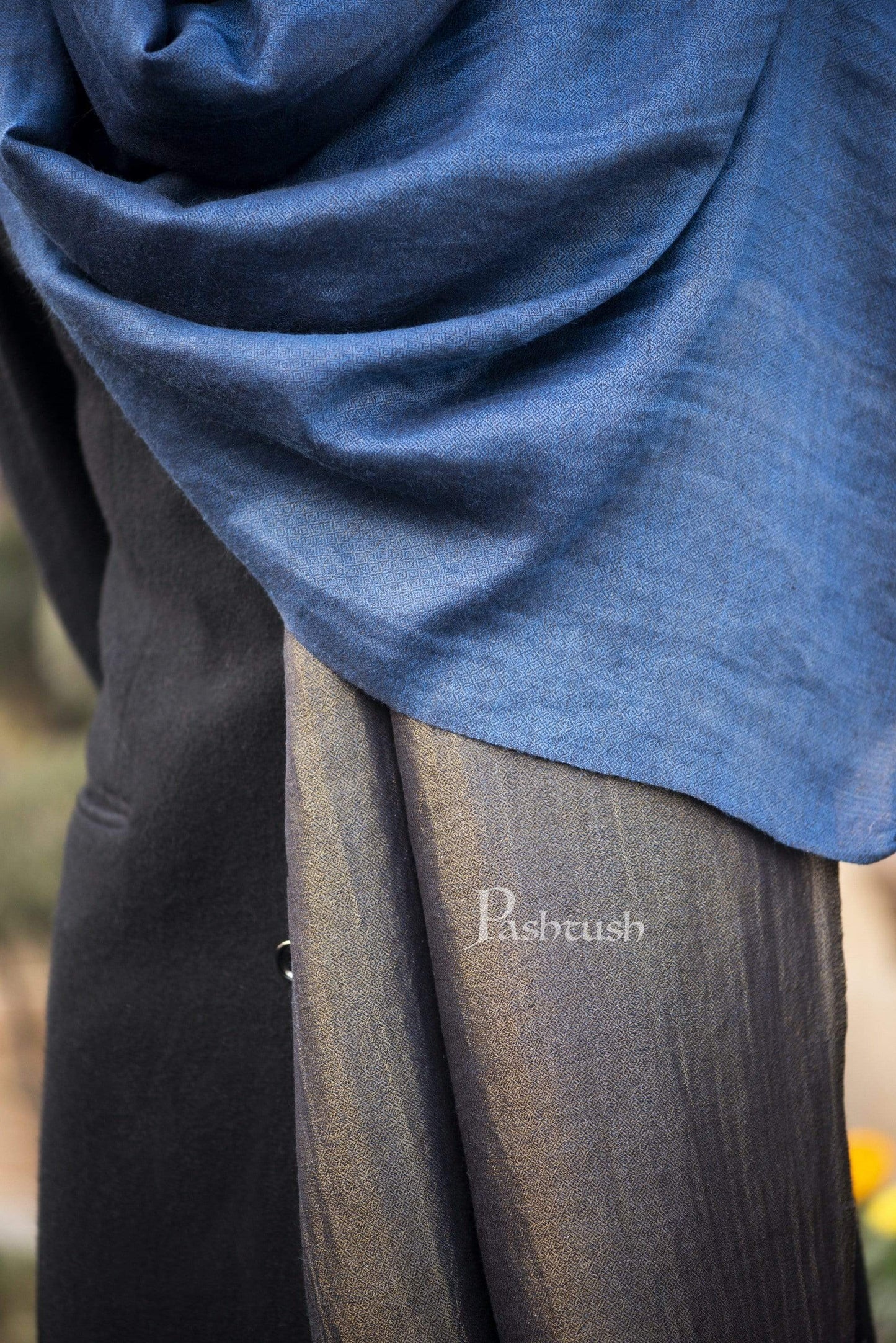 Pashtush India 70x200 Pashutsh Mens Twilight Collection, Reversible With Metallic Thread Weave, Fine Wool