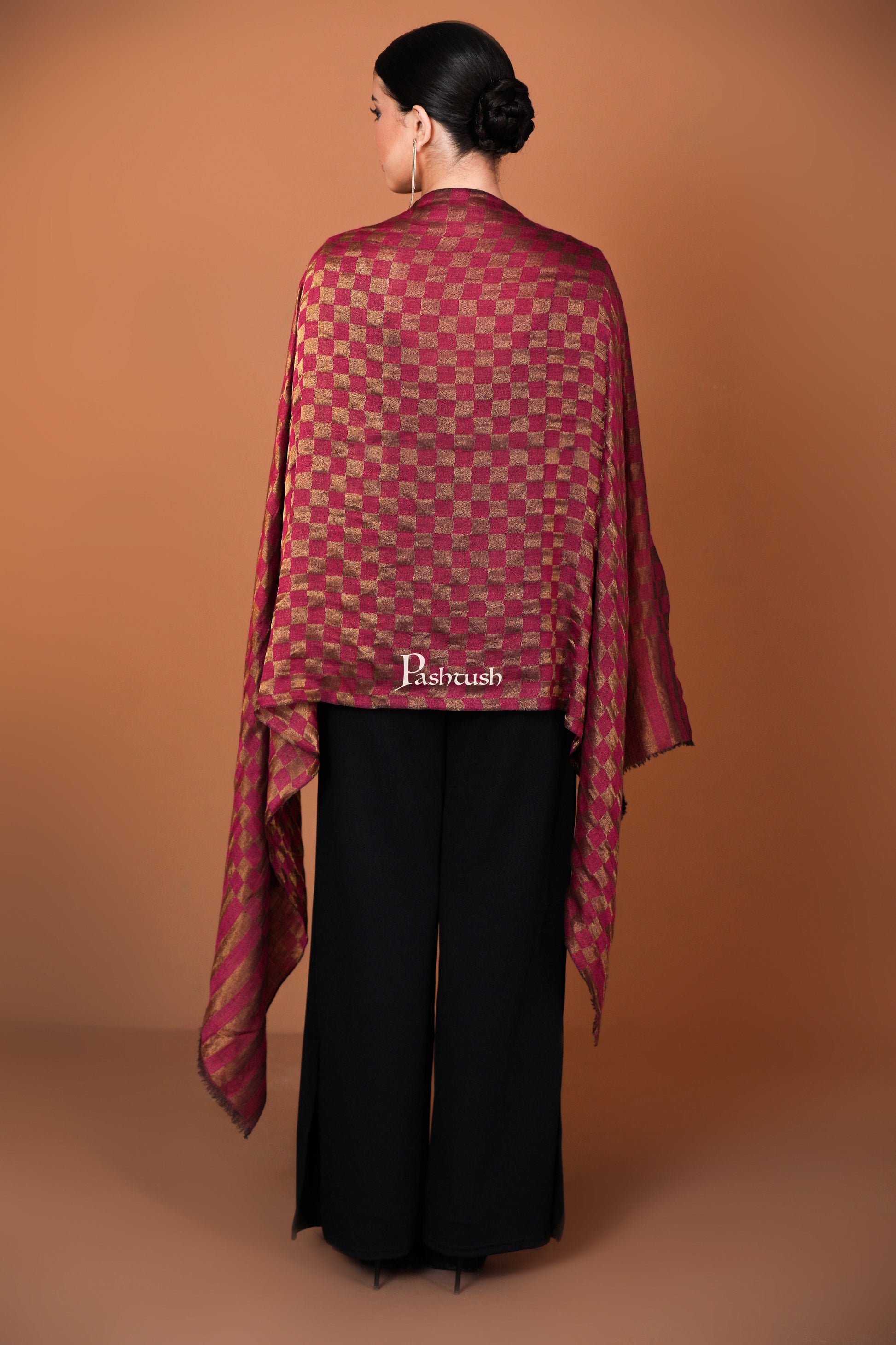 Pashtush India Gift Pack Pashtush His And Her Gift Set Of Checkered Twilight Stoles With Premium Gift Box Packaging, Royal Blue and Pink
