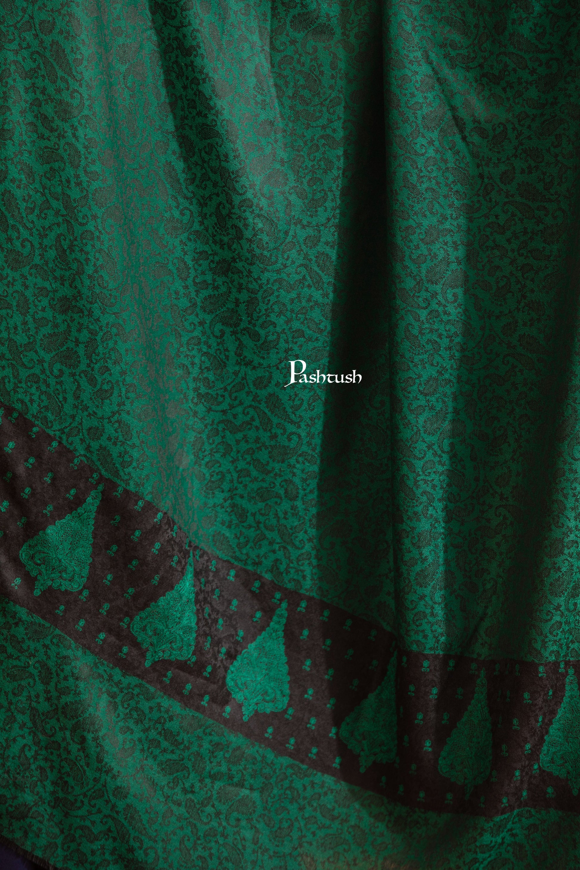 Pashtush India Gift Pack Pashtush His And Her Gift Set Of Fine Wool Stole and Embroidery Shawl With Premium Gift Box Packaging, Black and Green