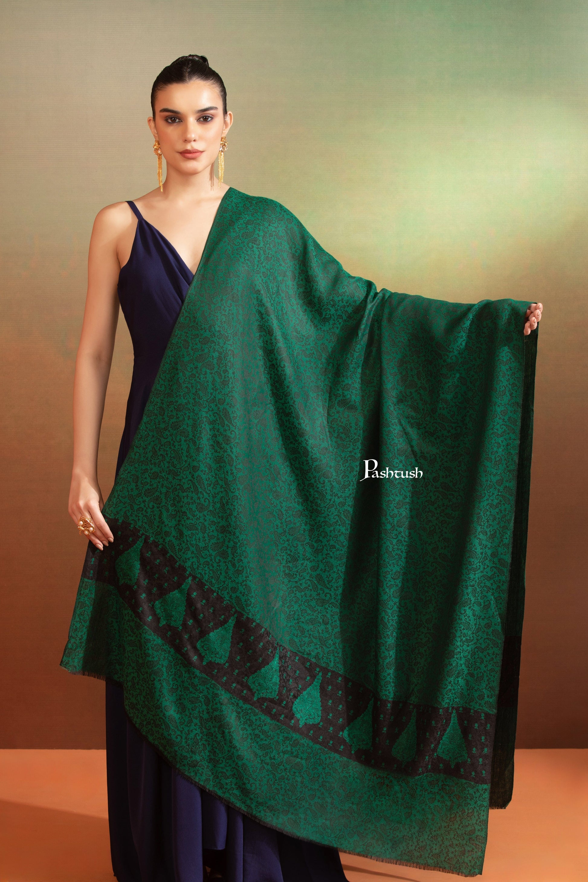 Pashtush India Gift Pack Pashtush His And Her Gift Set Of Fine Wool Stole and Embroidery Shawl With Premium Gift Box Packaging, Black and Green