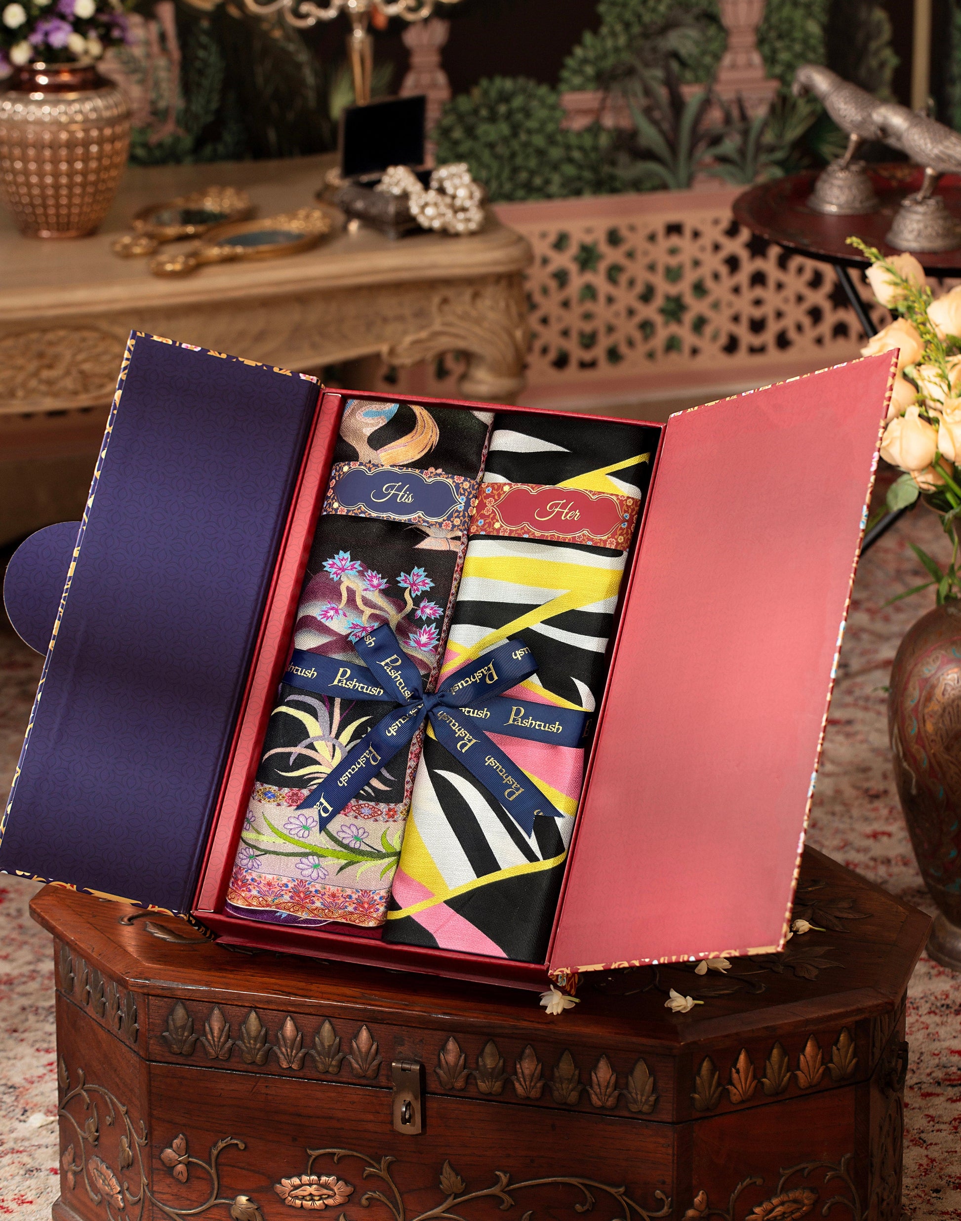 Pashtush India Gift Pack Pashtush His And Her Set Of Bamboo Stoles, Premium Gift Box Packaging, Black and Multicolour