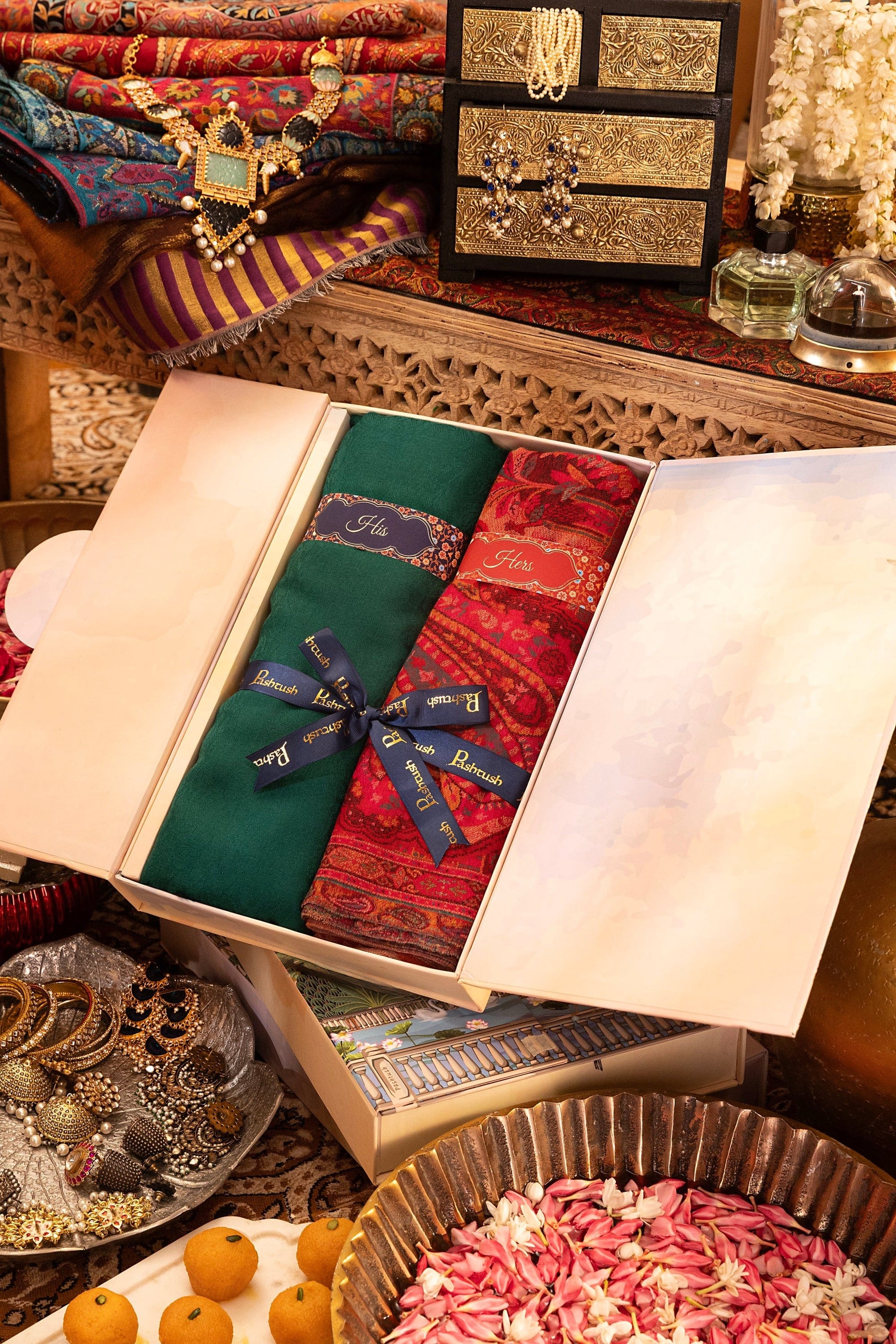Pashtush India Gift Pack Pashtush His And Her Set Of Mens Fine Wool Muffler and Womens 100% Pure Wool Shawl, Premium Gift Box Packaging, Green and Maroon