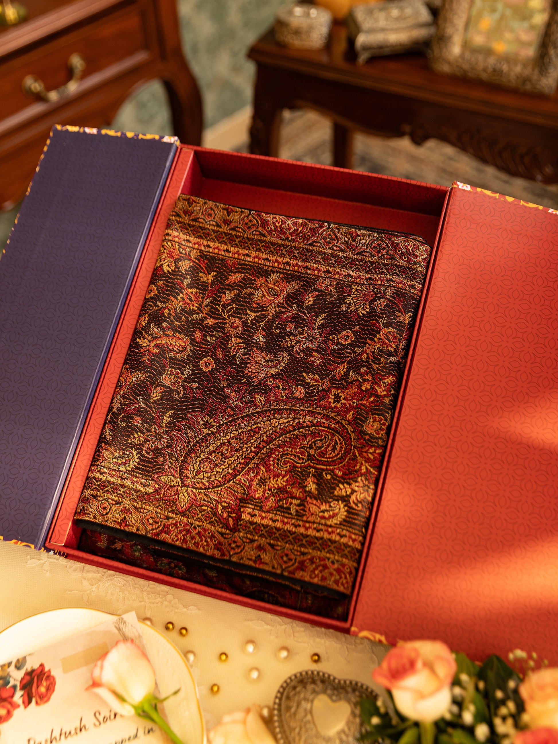Pashtush India Gift Pack Pashtush Luxury Table Runner, Jamawar Collection, Coffee