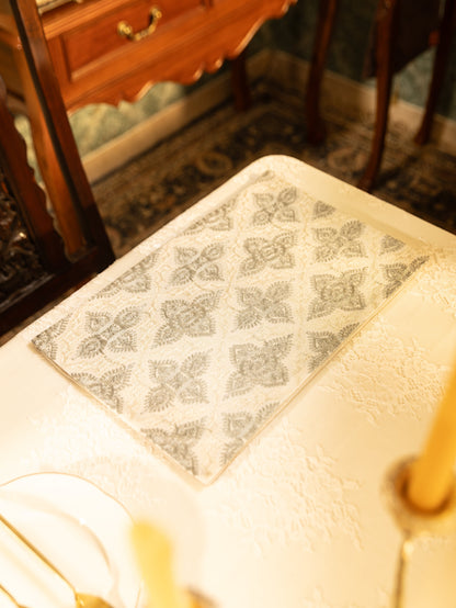 Pashtush India Gift Pack Pashtush Luxury Table Runner with Mats Set, Twilight Collection, Ivory